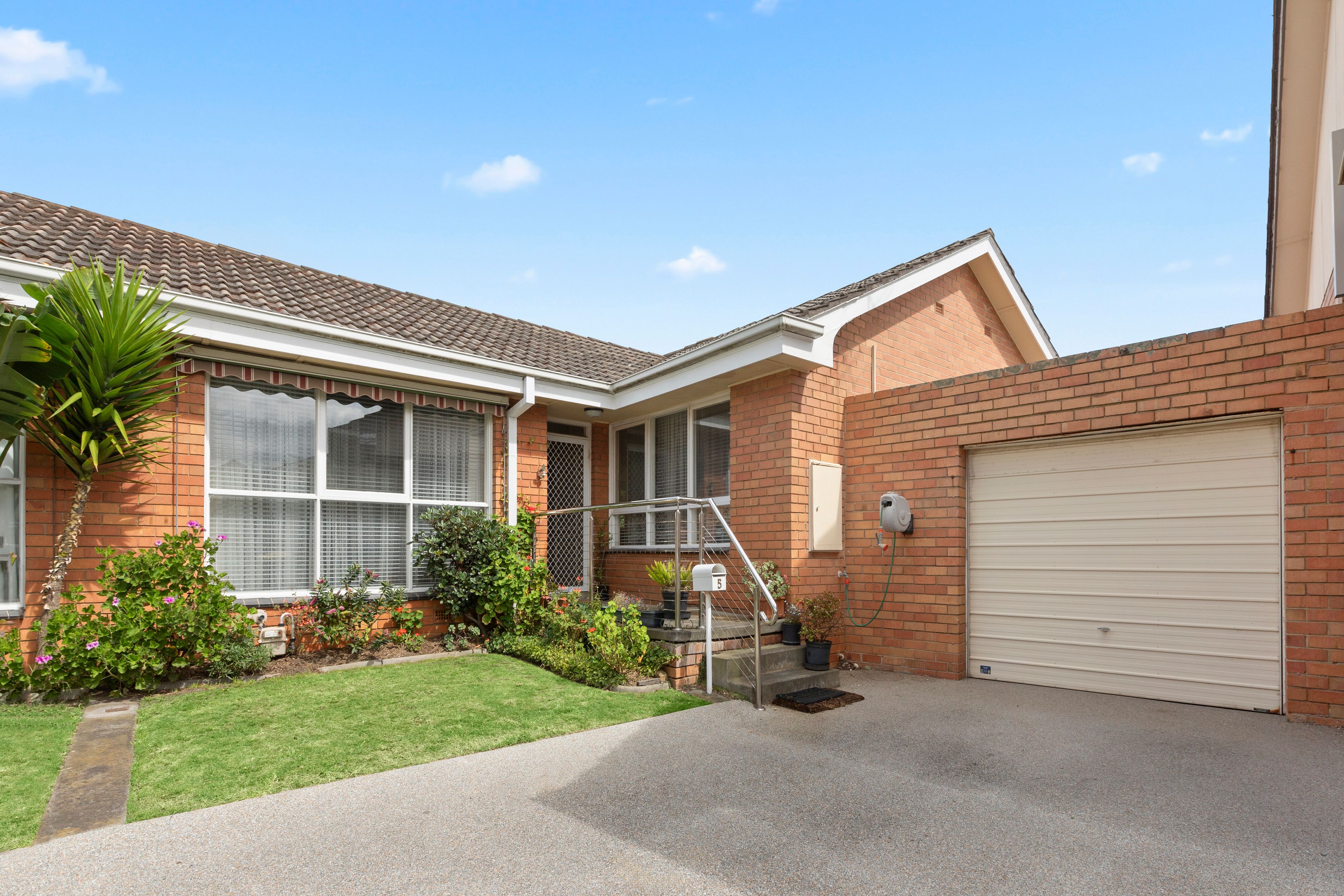 35 Parkers Road, Parkdale VIC 3195