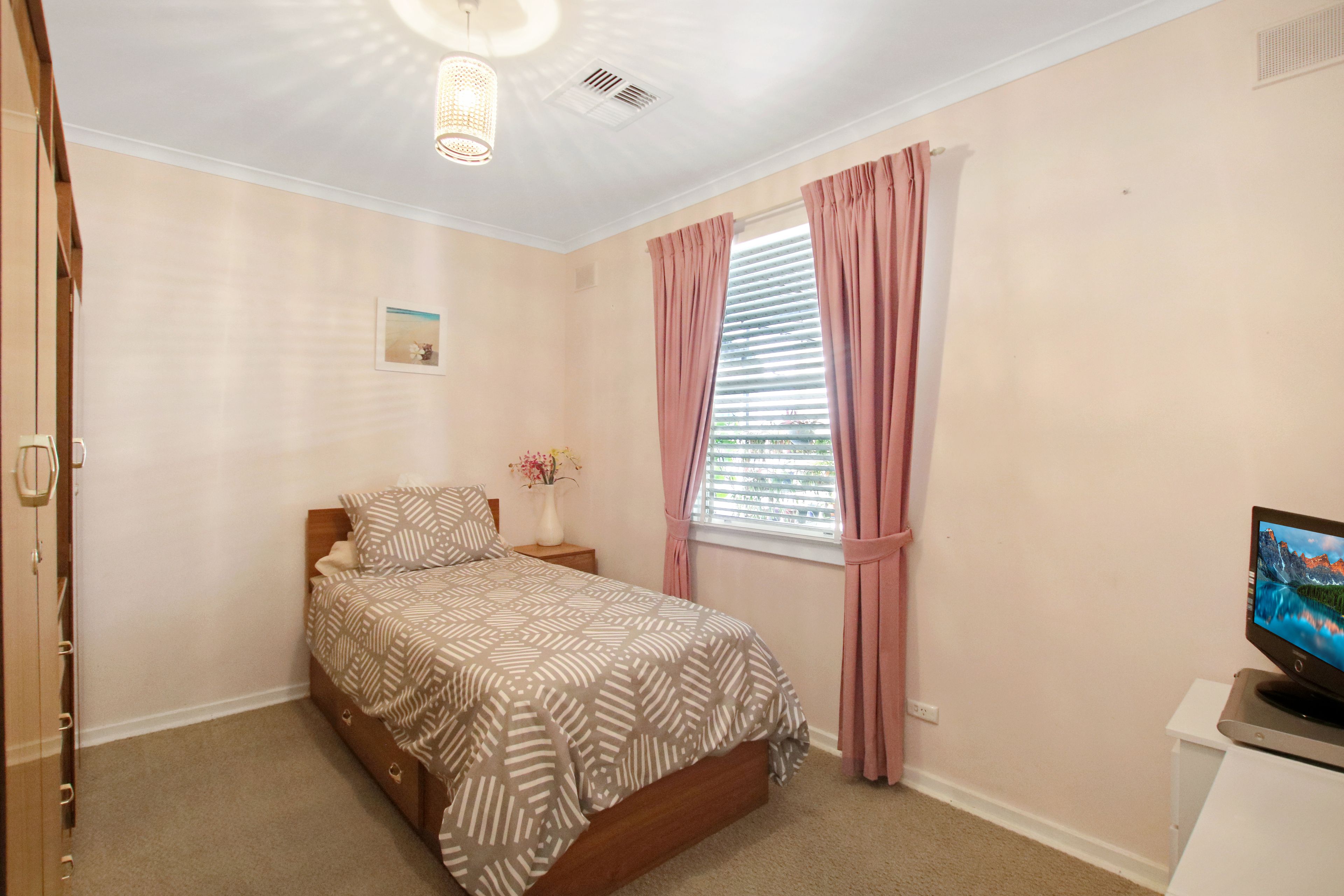 6 Smith Street — photo 8 of 23