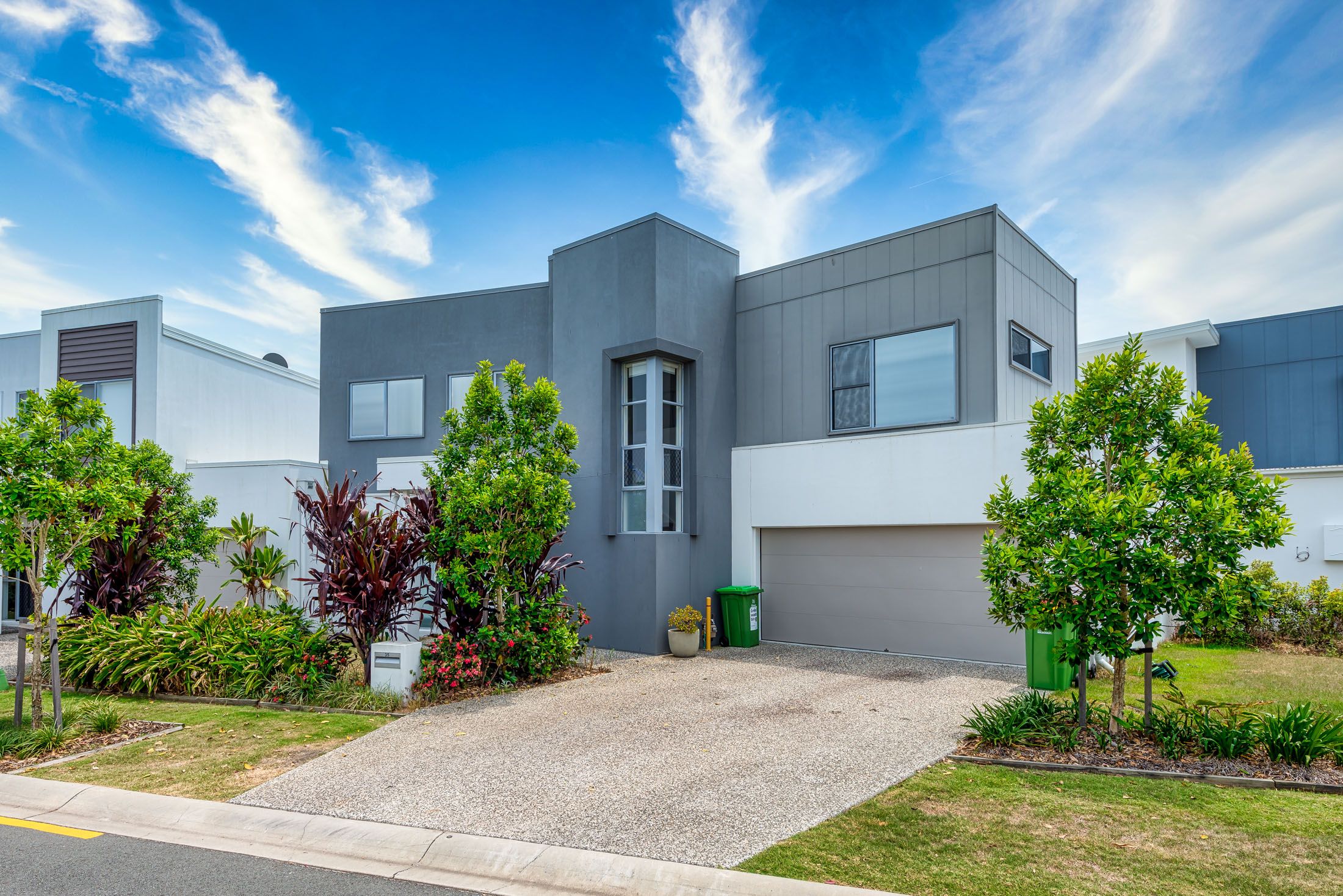 35 Azure Way, Hope Island, QLD 4212