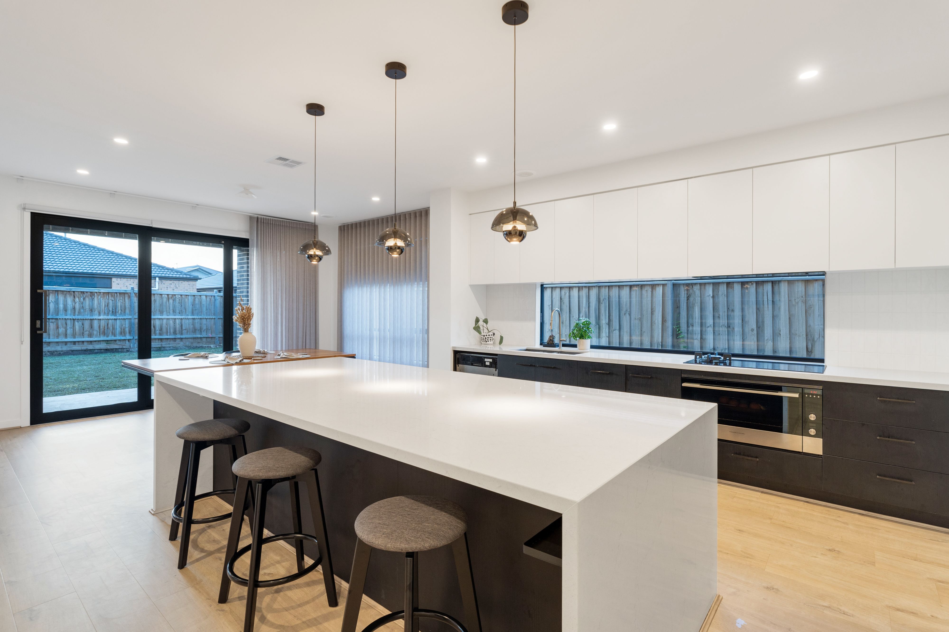121 St Georges Boulevard — photo 14 of 30