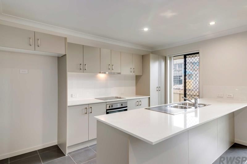 32 Flora Terrace, Pimpama, QLD 4209