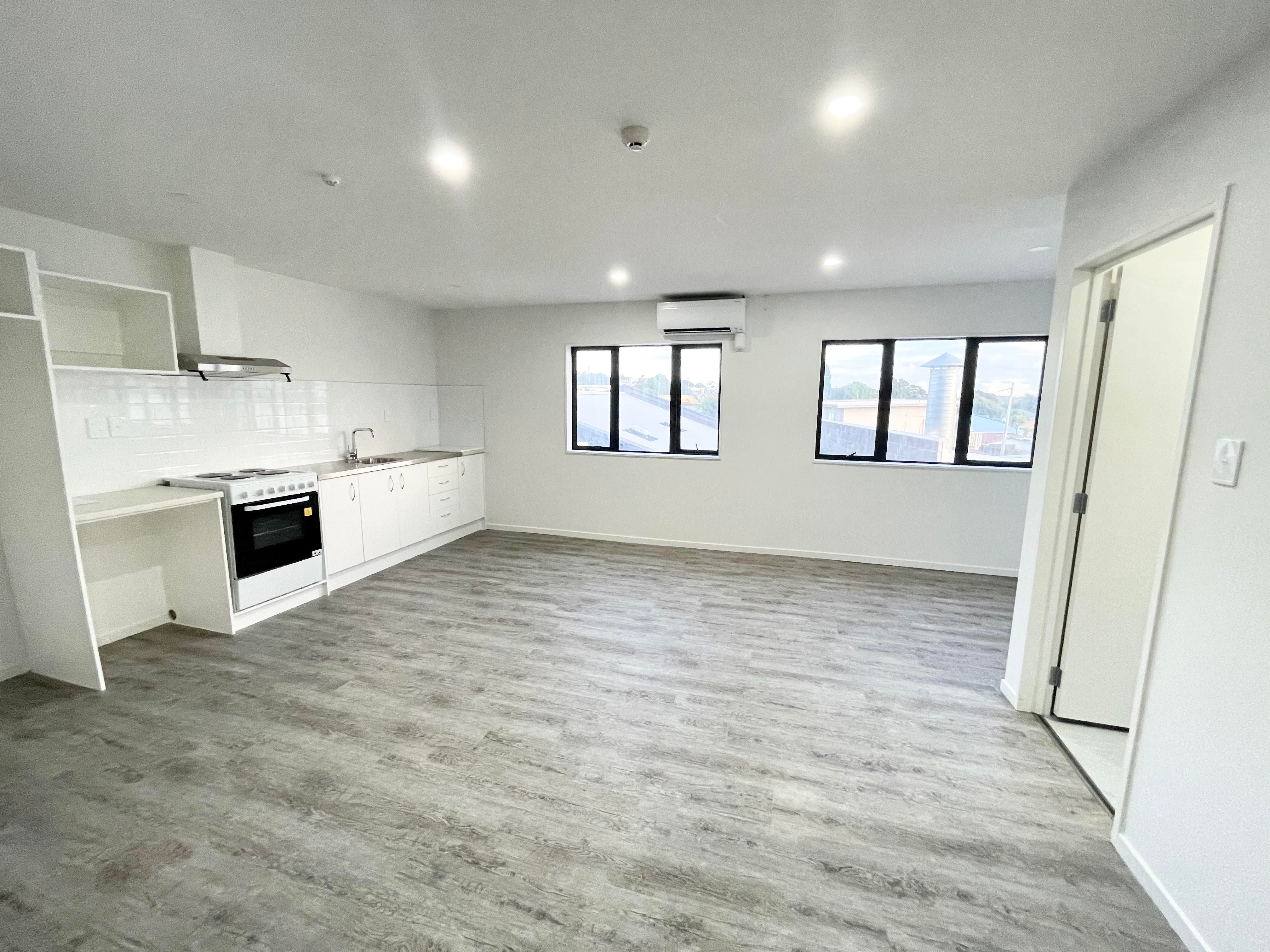 4/78 Rosebank Road, Avondale, Auckland City