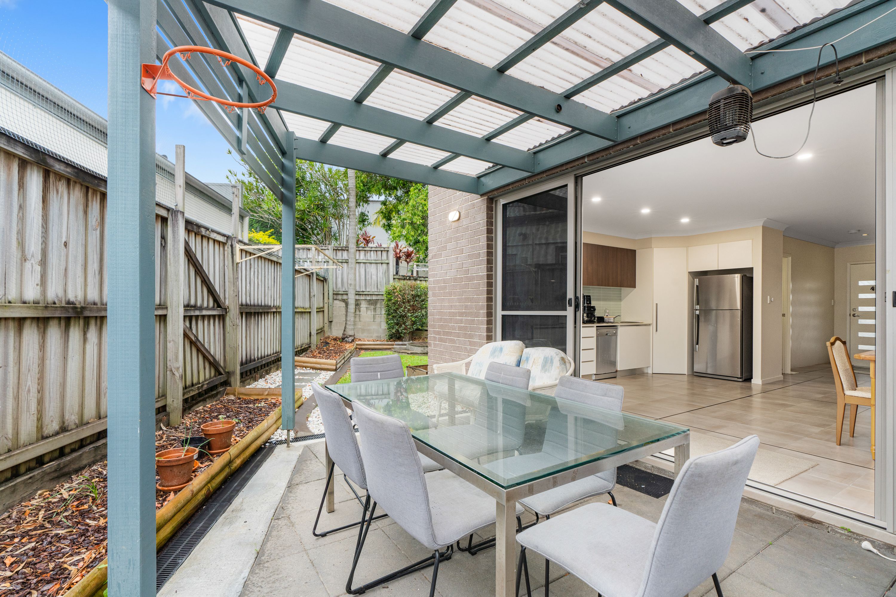 135 Falconer Street — photo 7 of 29