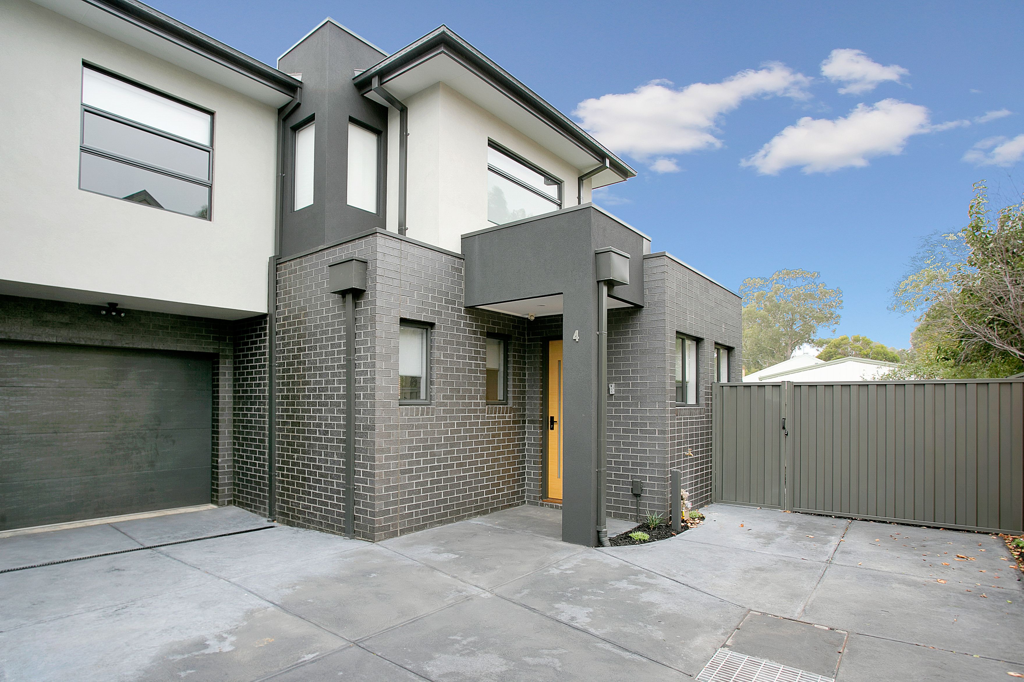 4/10 Gregory Street, Oak Park, VIC 3046