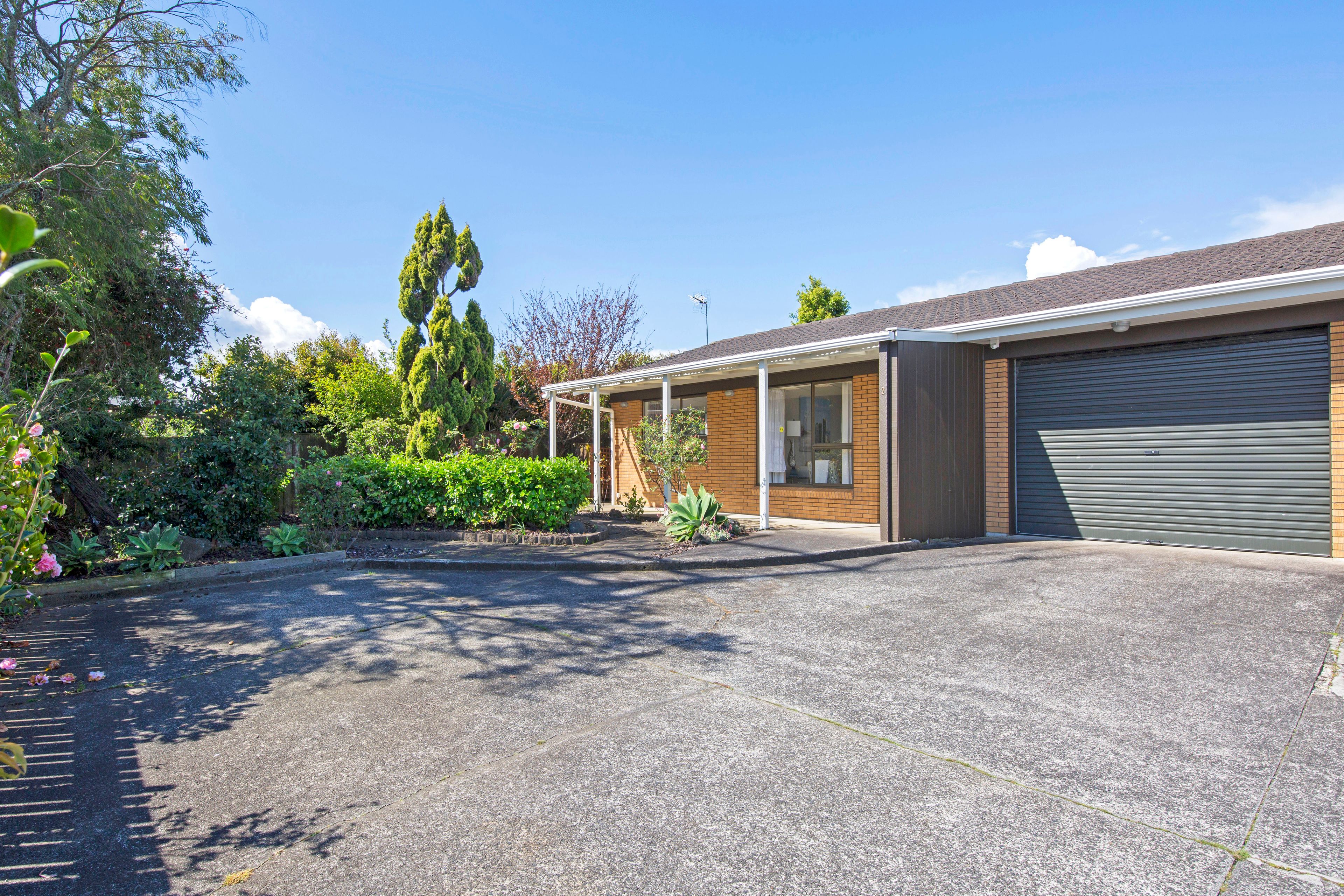 2/6 Aberfeldy Avenue, Highland Park, Manukau City