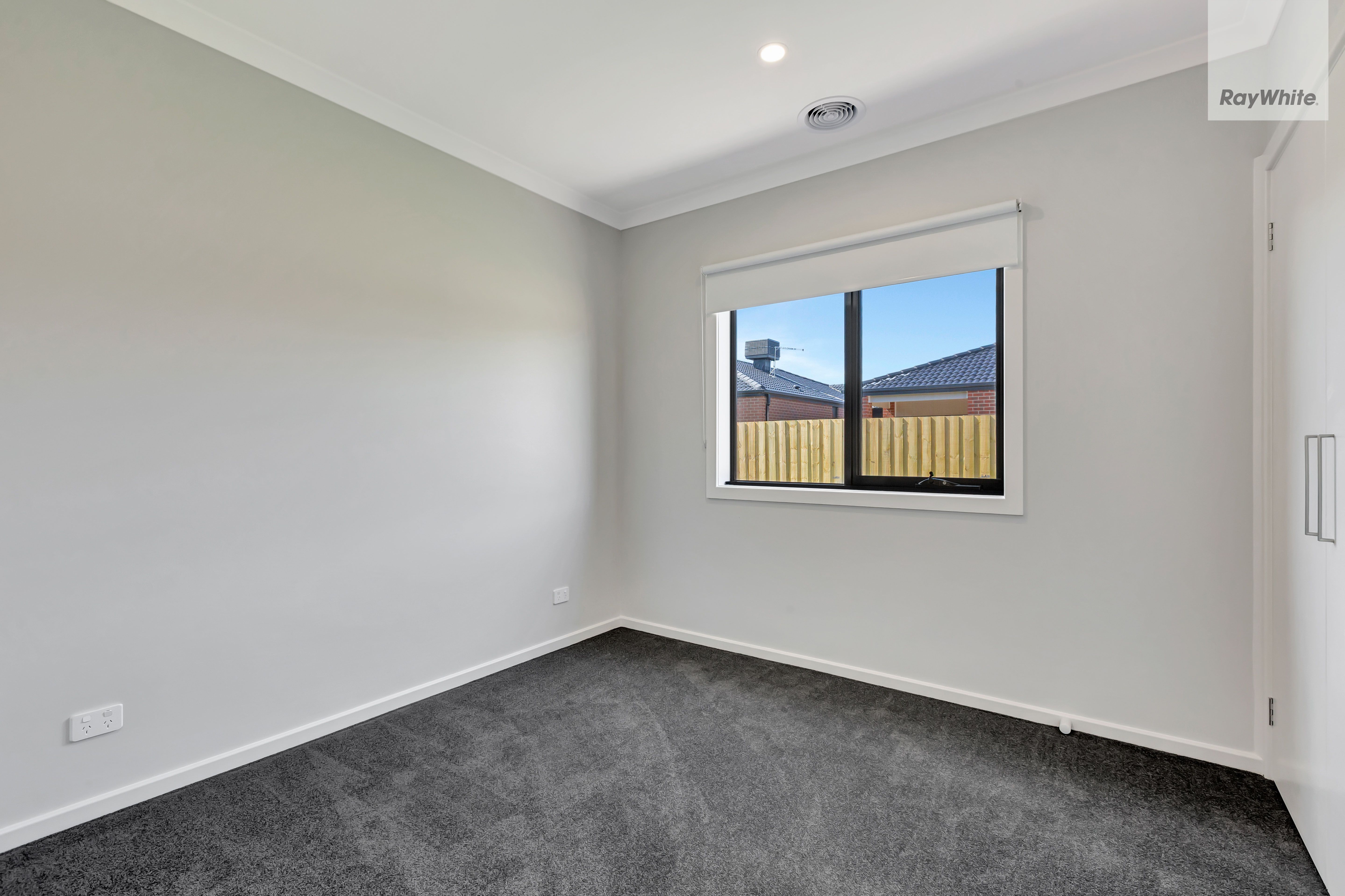 13 Hammer Street — photo 7 of 11