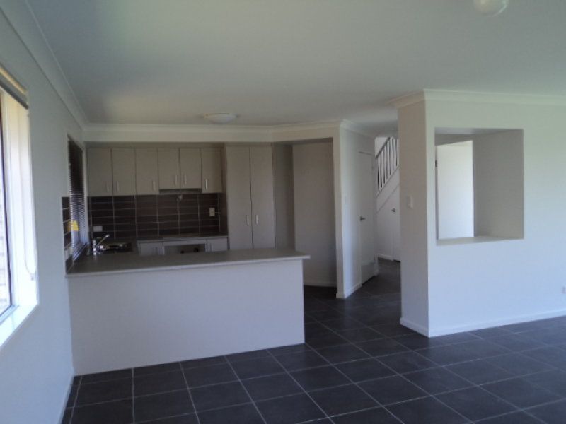 8 Magnectic Terrace, North Lakes, QLD 4509