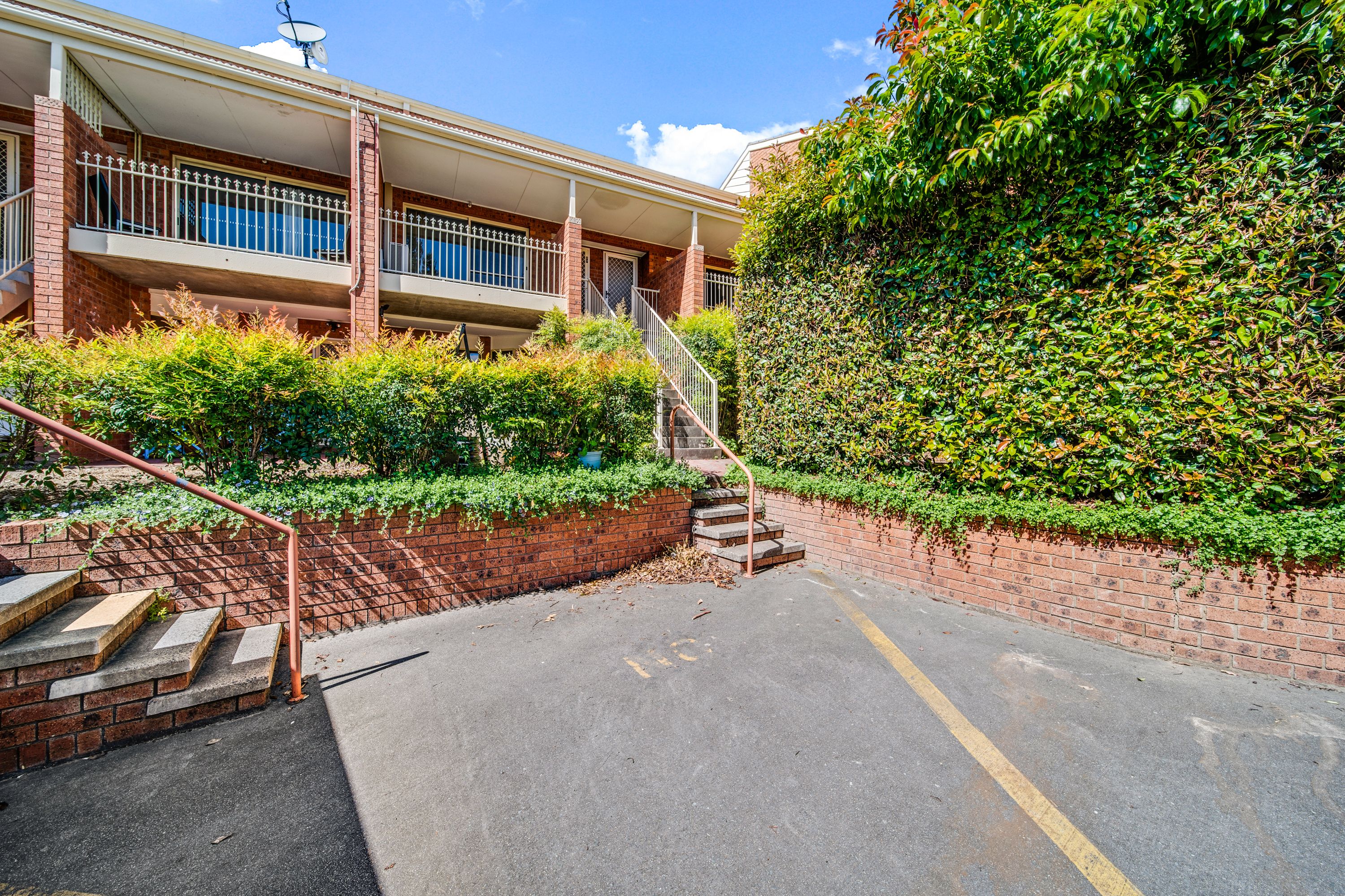 27/27 Avalon Court, Phillip, ACT 2606