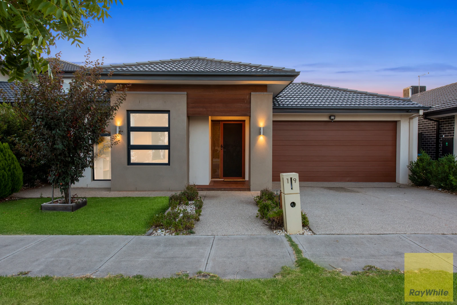 19 Beachmere Street, Tarneit, VIC 3029