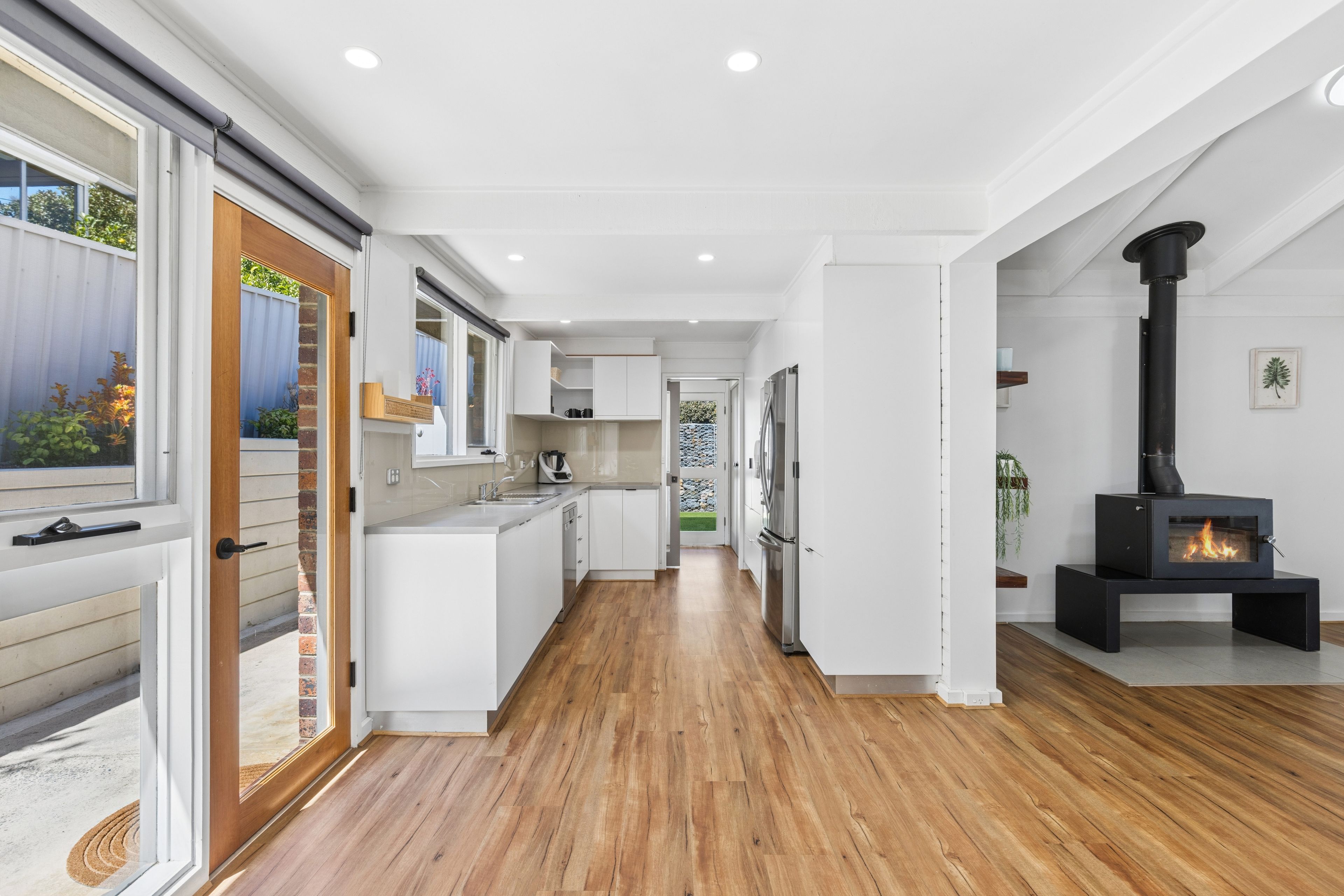 6 Reserve Avenue — photo 3 of 25