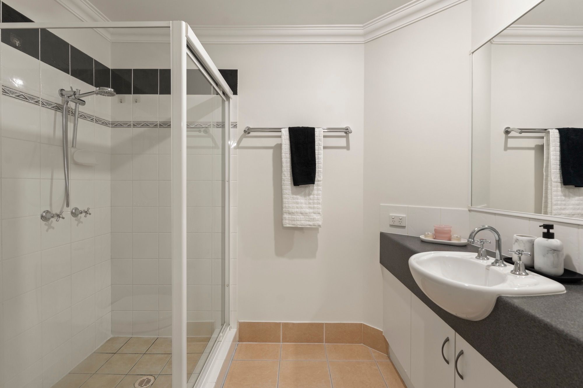 7 Murchison Court — photo 10 of 23