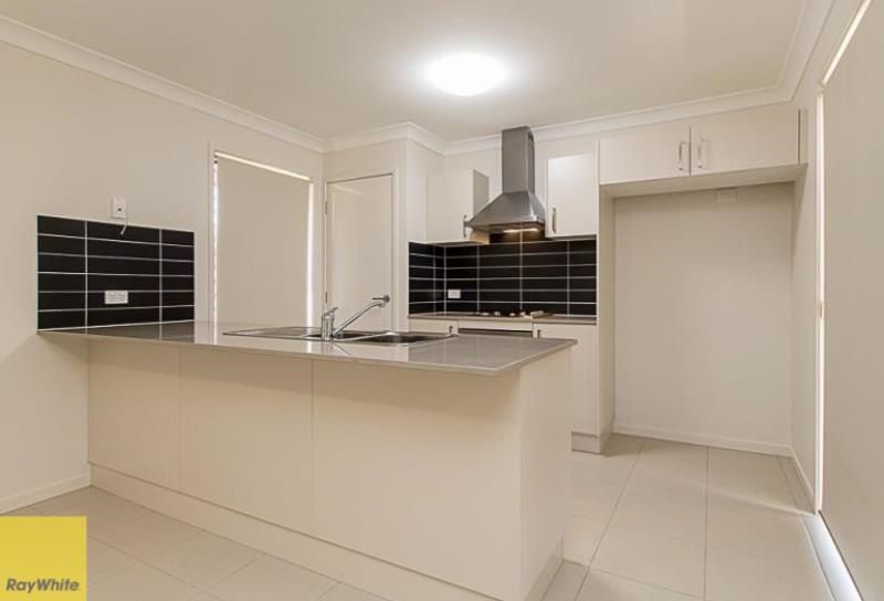 15 Combs Street, Yarrabilba, QLD 4207