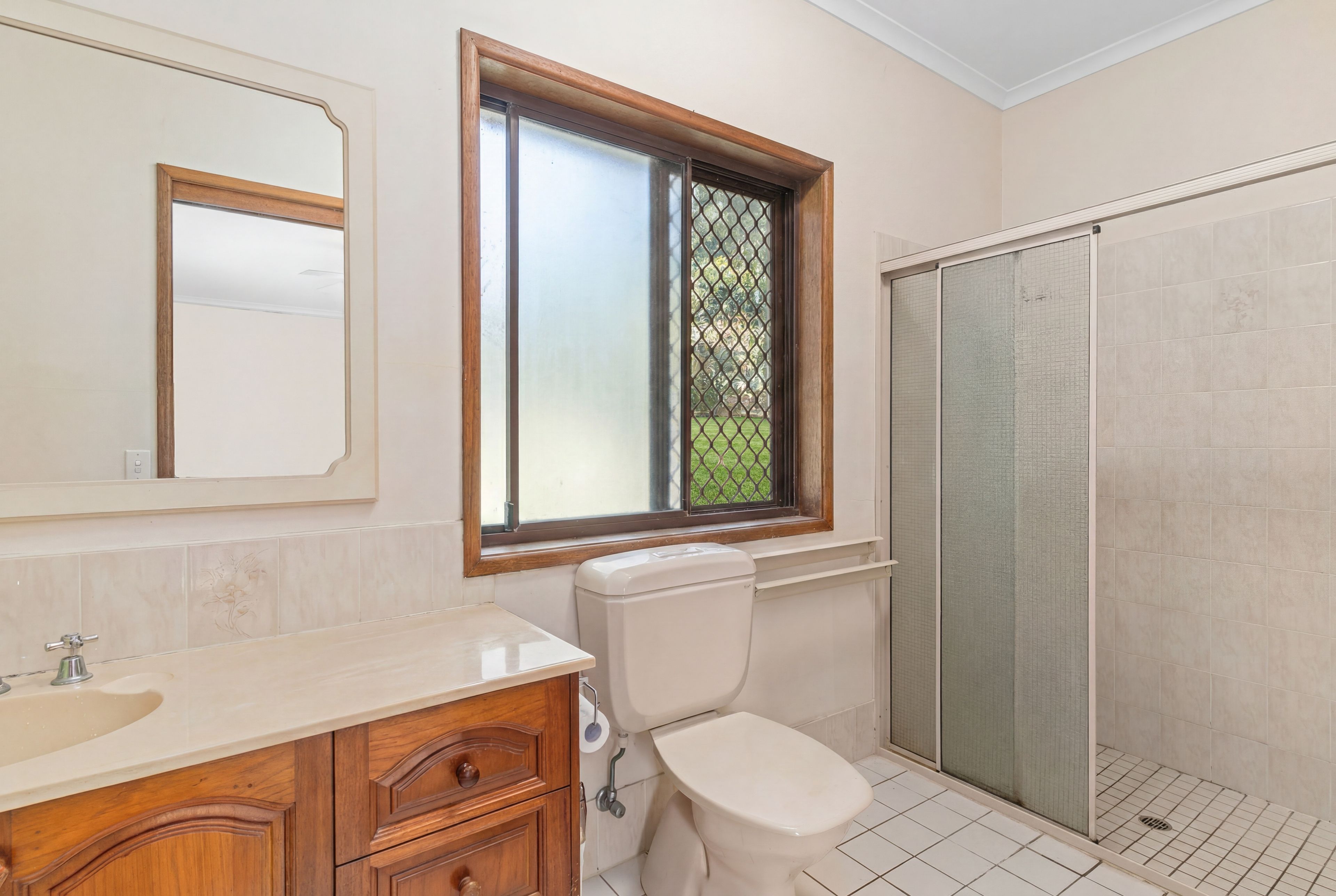 44 Storrs Road — photo 10 of 28