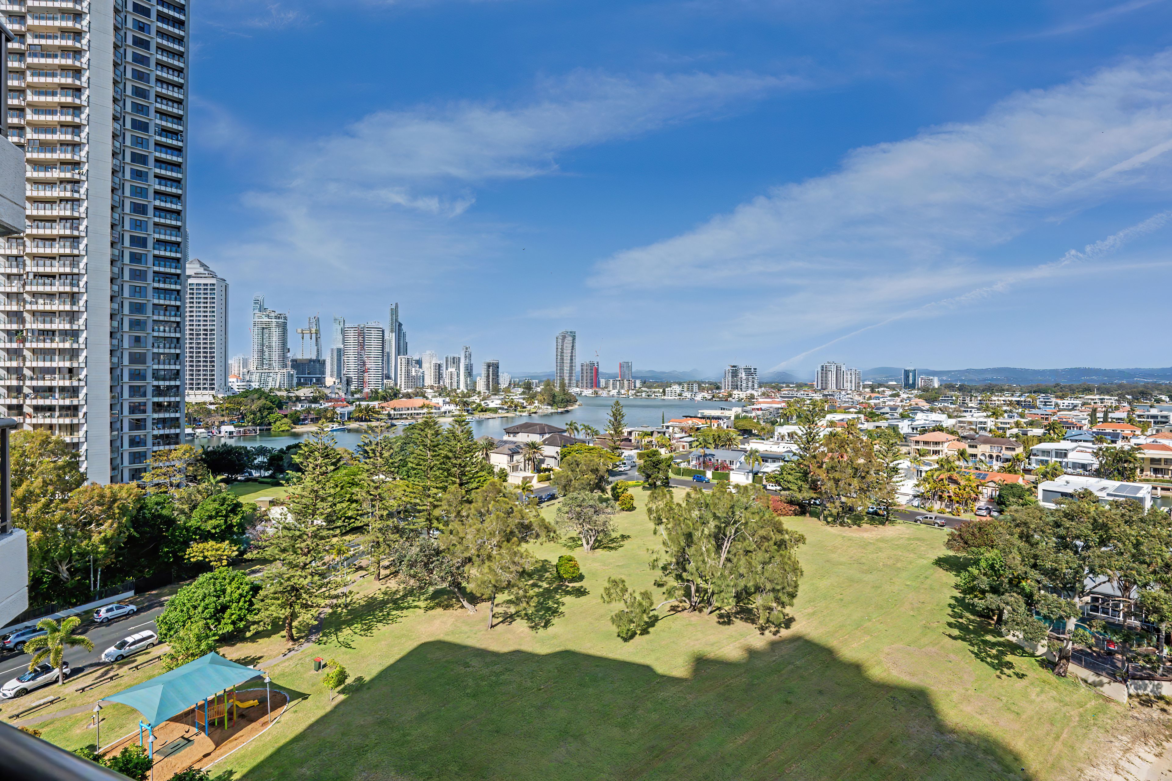 50/5 Admiralty Drive — photo 16 of 30