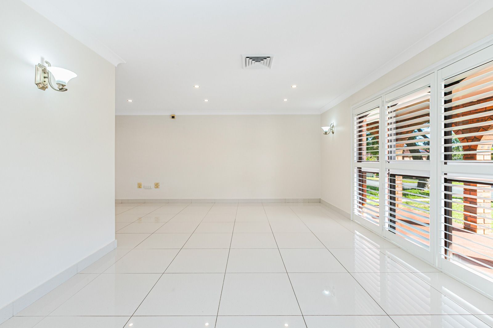 19 Radiata Avenue, Baulkham Hills, NSW 2153
