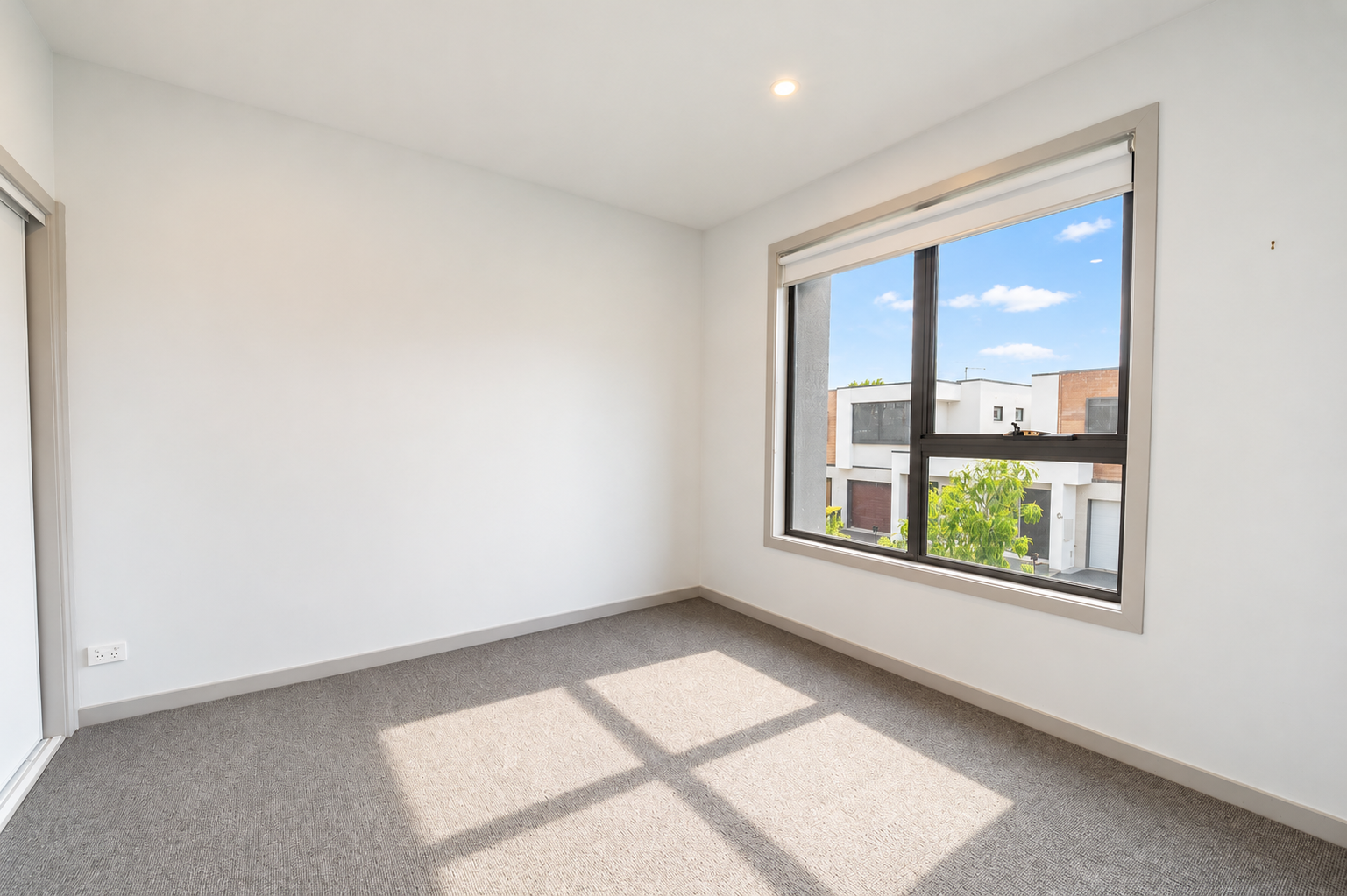 15 Banksia Way — photo 5 of 8