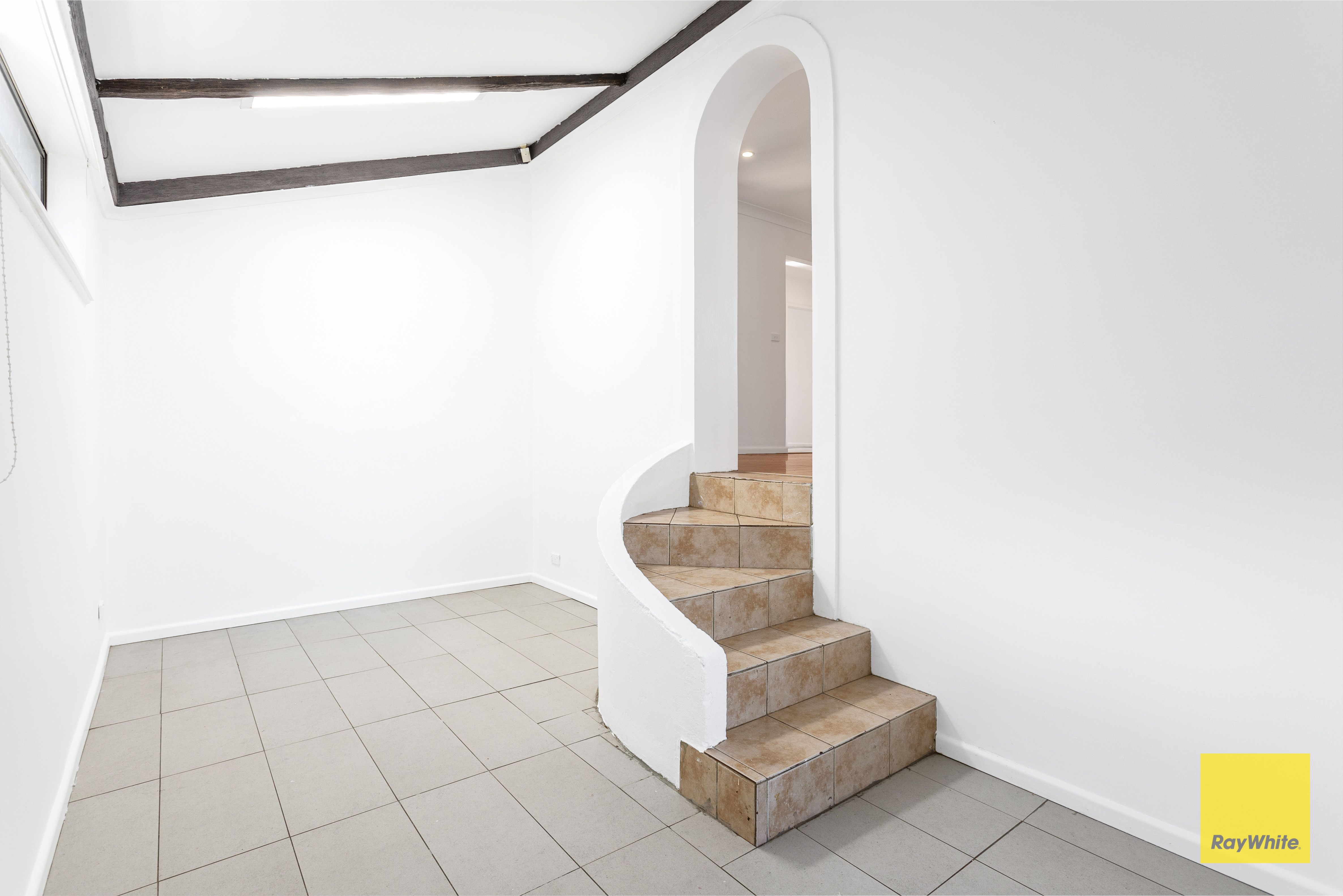 26 Mackellar Road — photo 4 of 14