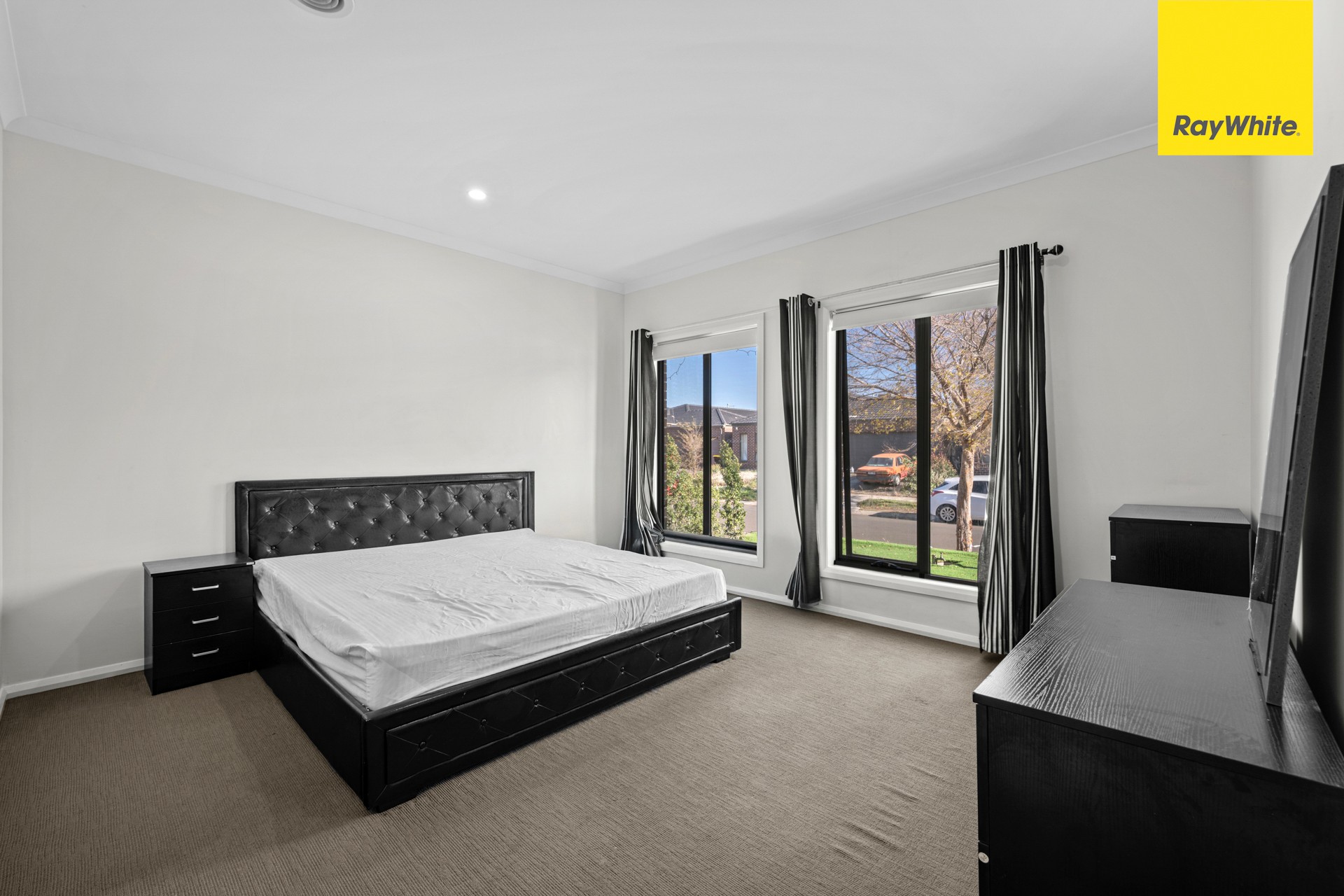 24 Aspera Drive, Brookfield, VIC 3338