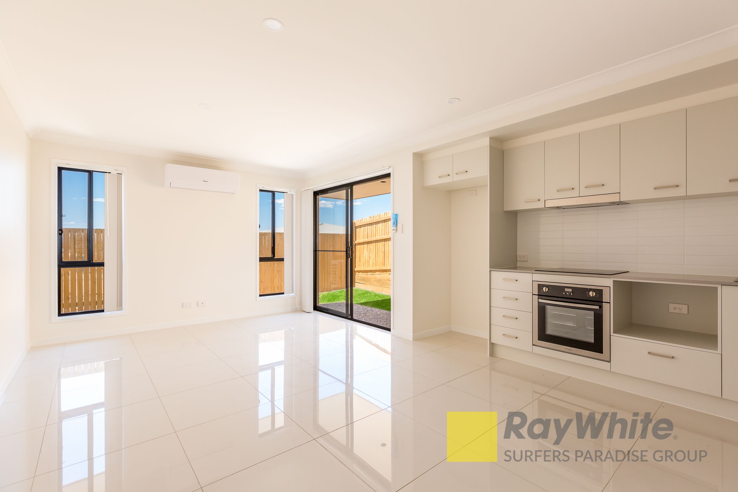 2/51 Ludwig Street, Leichhardt, QLD 4305