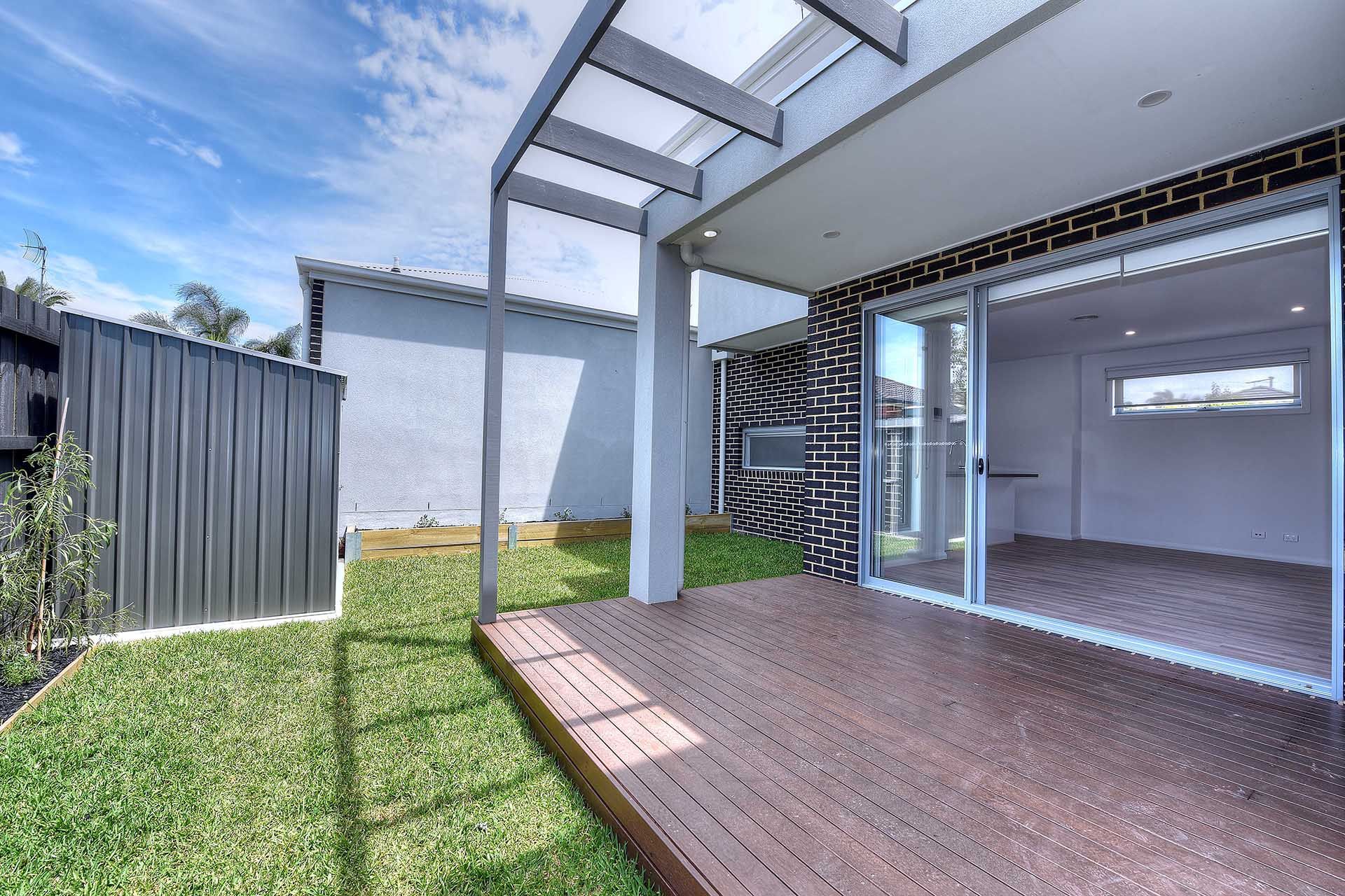 2/142 Lower Dandenong Road — photo 6 of 6