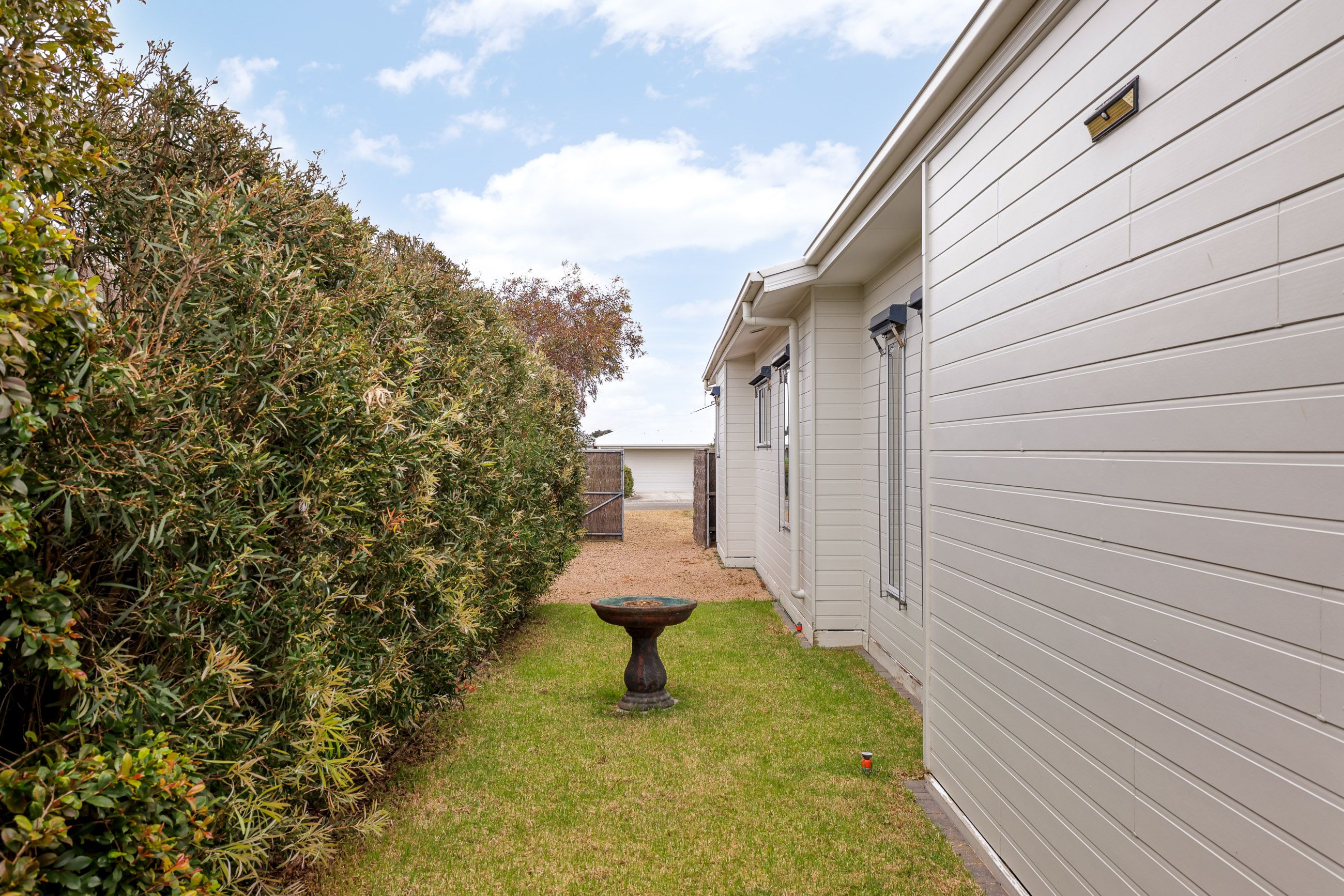 3 Shoalhaven Road — photo 18 of 24