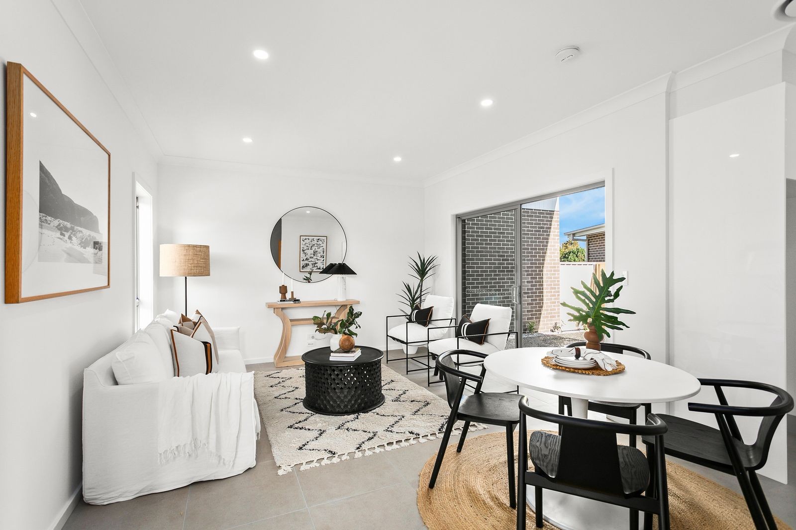 2/14 Brigadoon Circuit, Oak Flats, NSW 2529