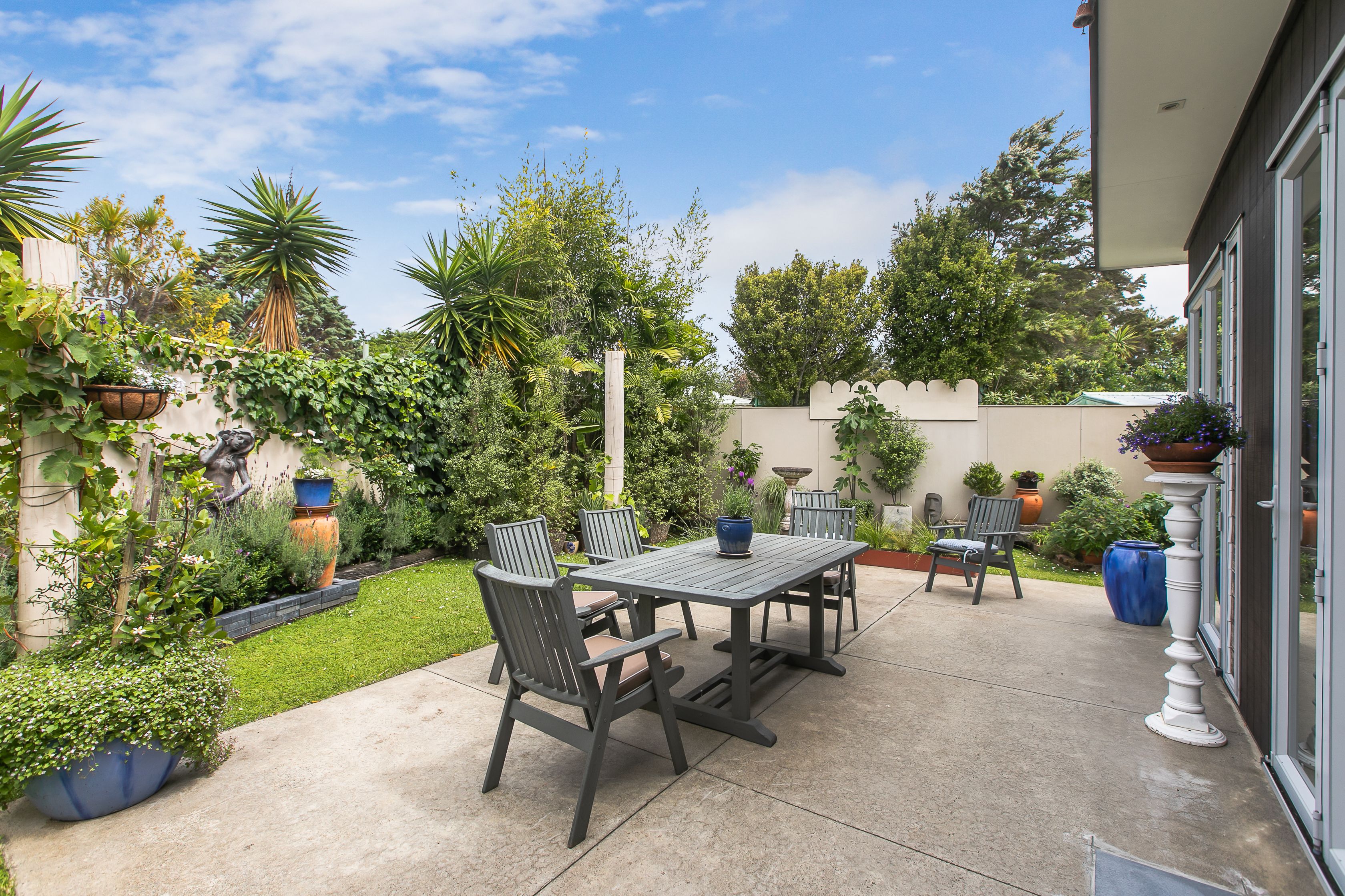 63a Kaurilands Road, Titirangi, Waitakere City