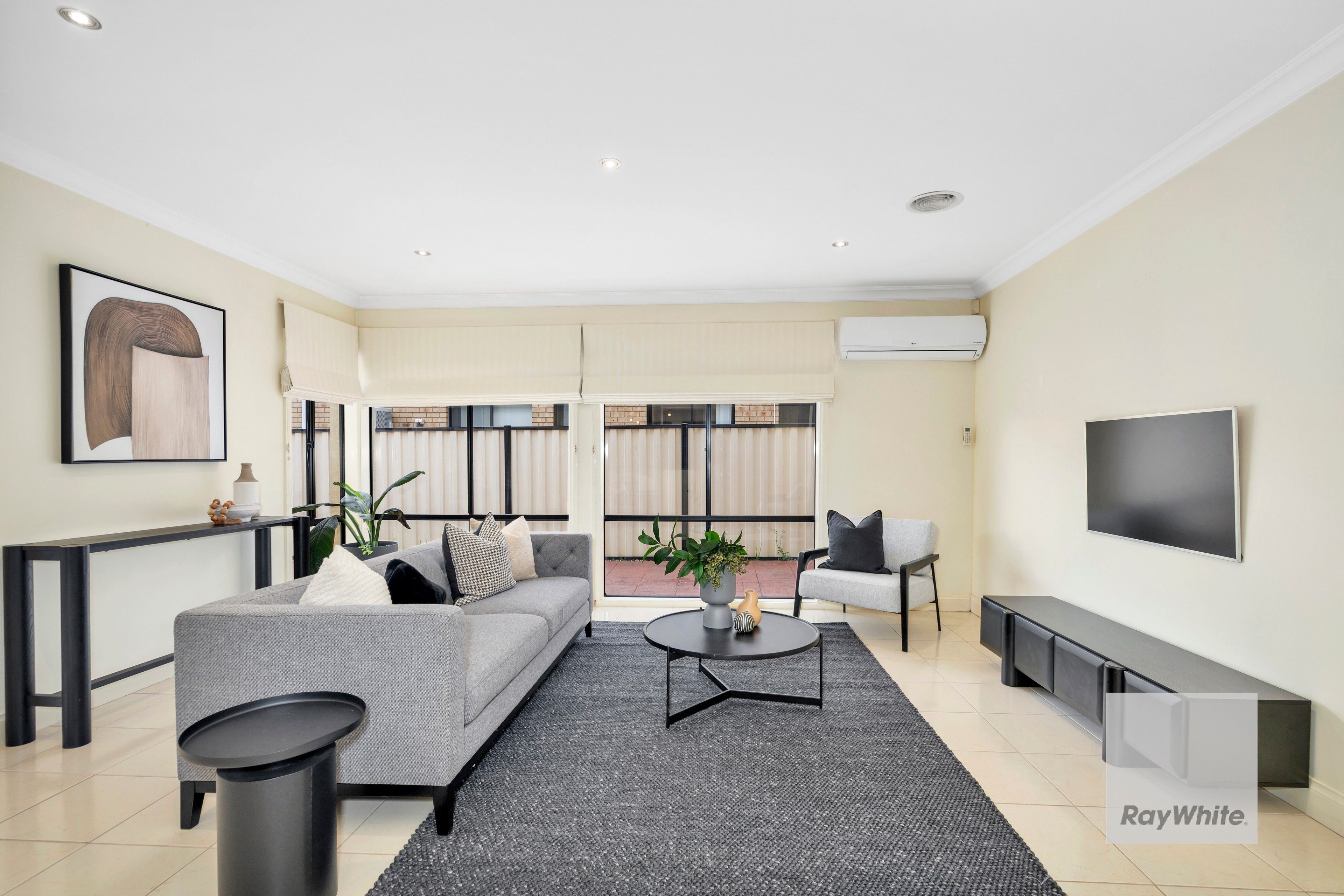 35 Loddon Drive — photo 10 of 23