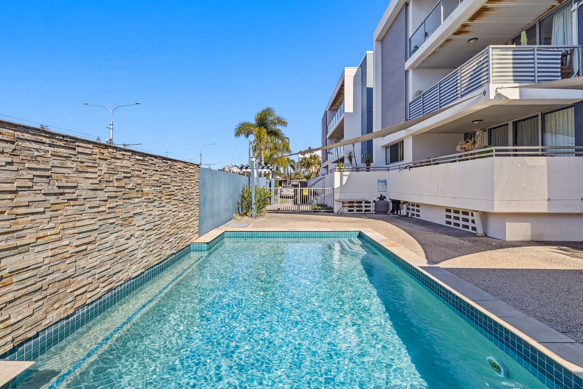 6/2254 Gold Coast Highway — photo 16 of 20