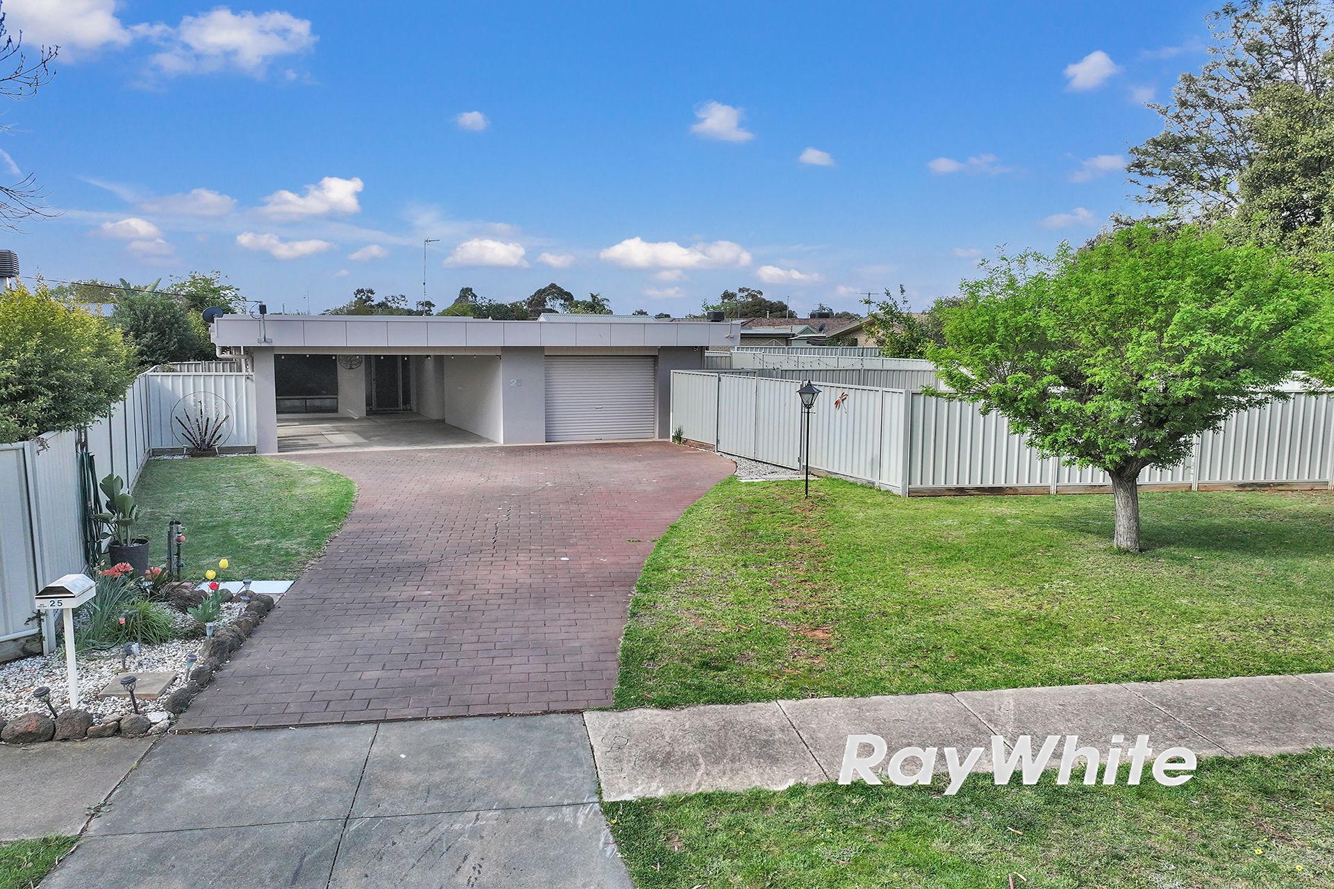 25 Rutley Crescent , Echuca VIC 3564