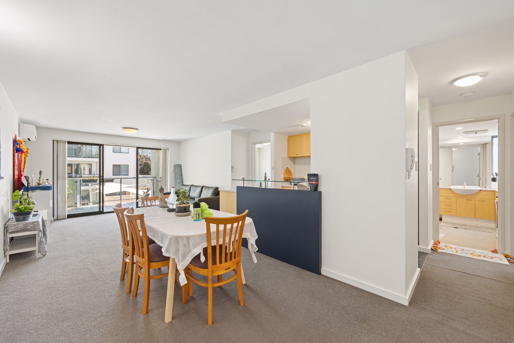 11 Tanunda Drive, Rivervale WA 6103