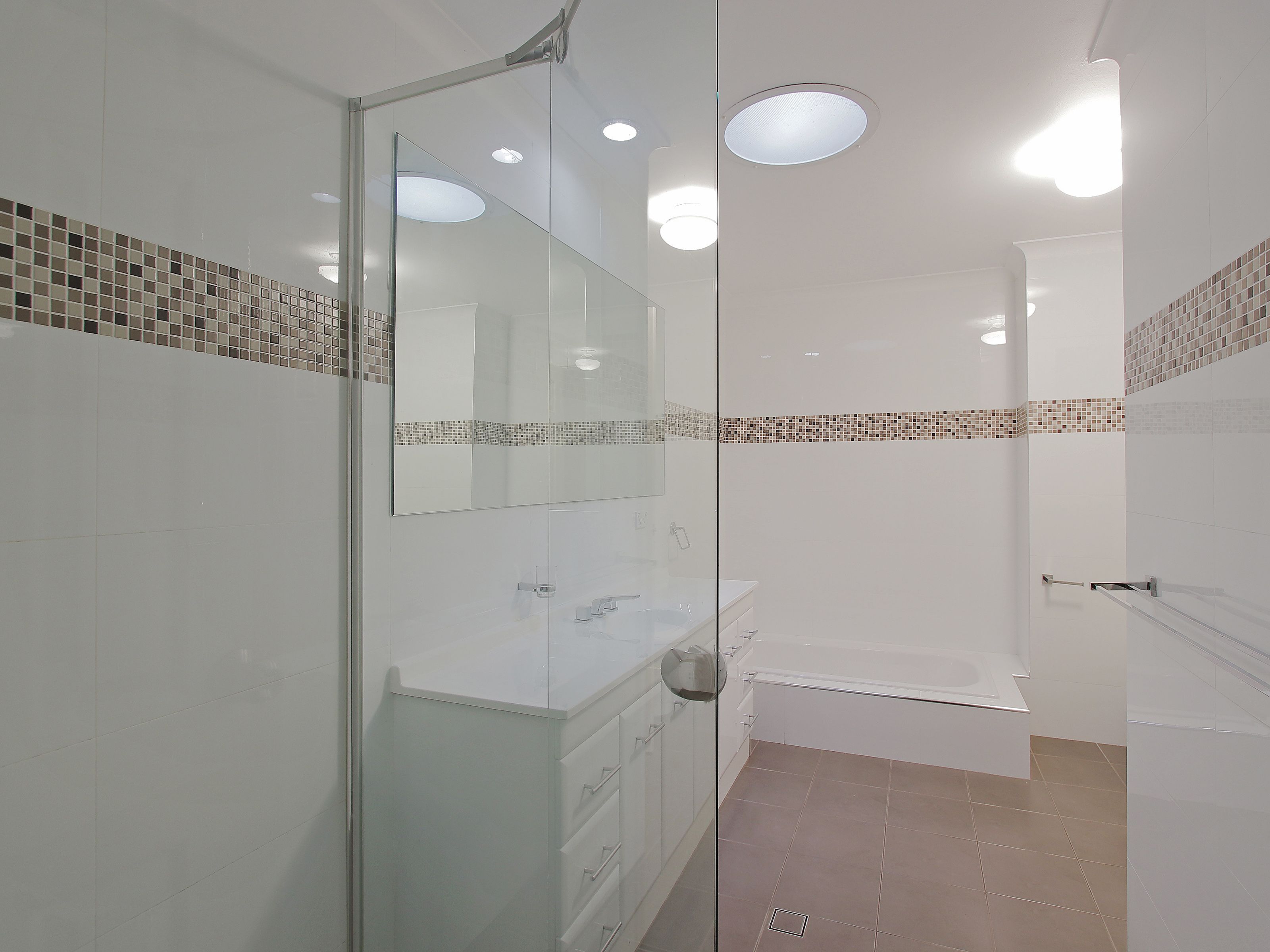 6/201 Glen Iris Drive — photo 9 of 27