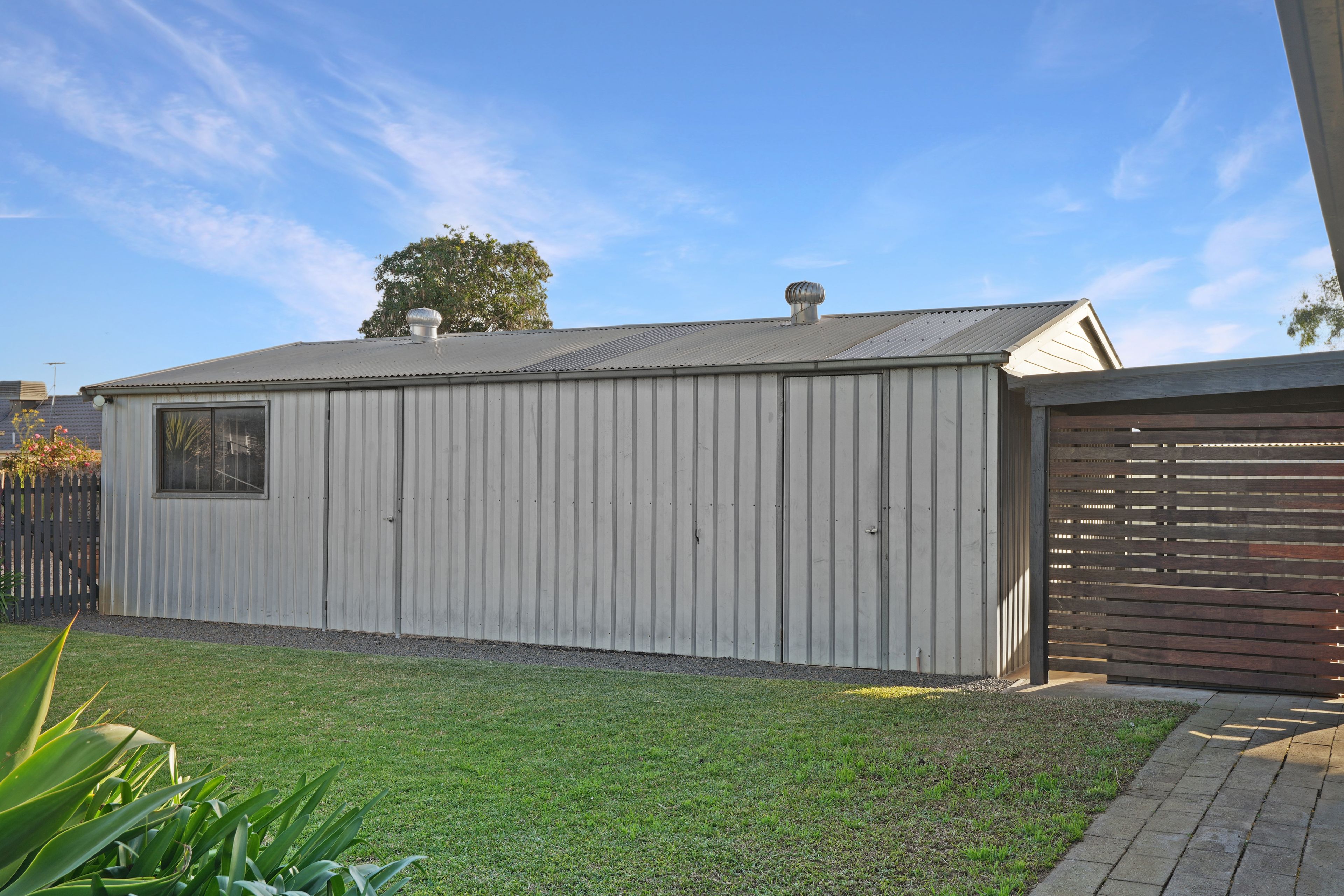 70 Hanson Street — photo 10 of 10