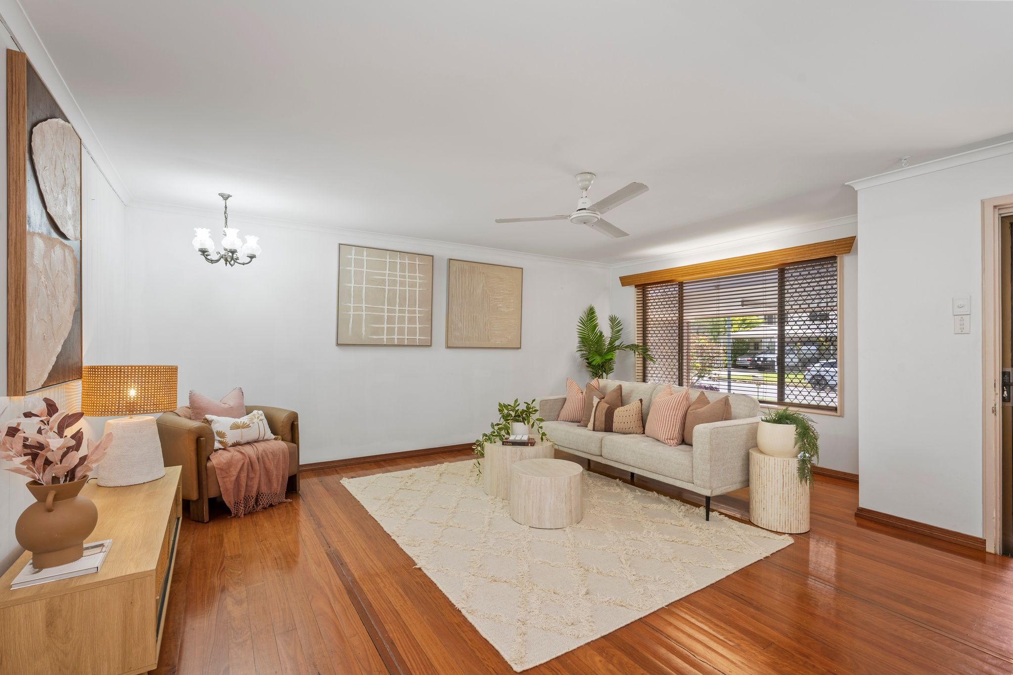 37 Casuarina Drive — photo 3 of 17
