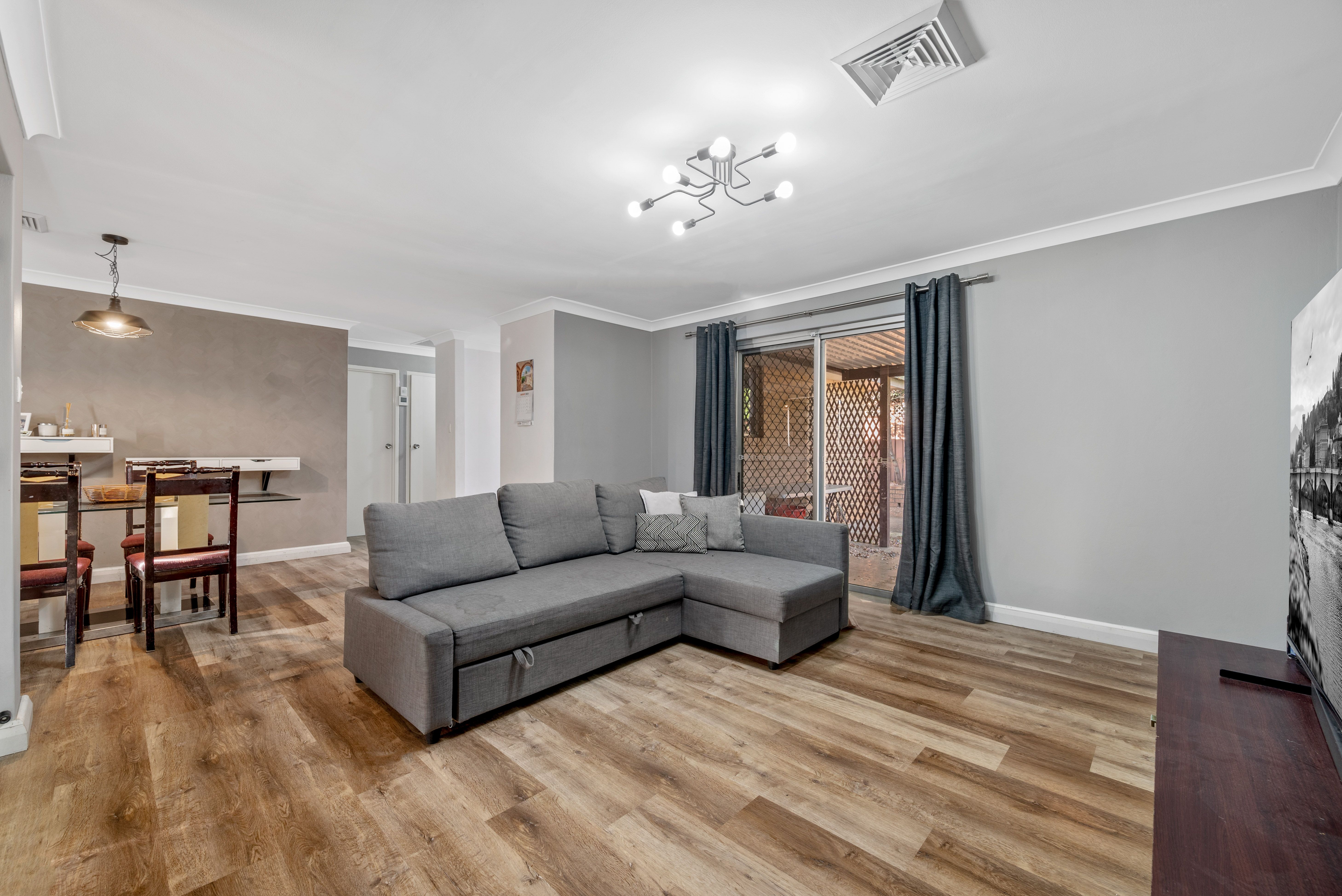 5/10 Atchison Road, Macquarie Fields, NSW 2564