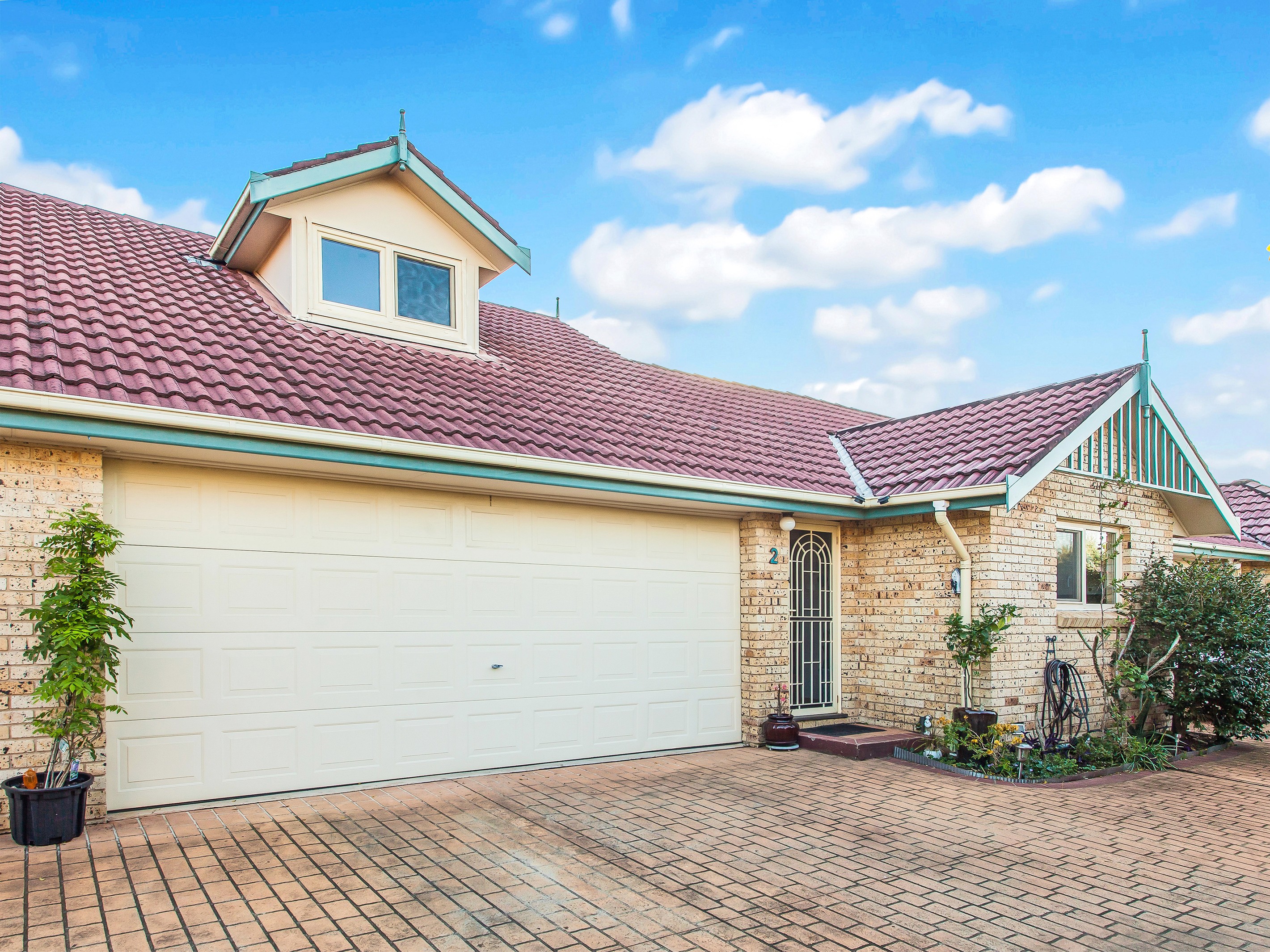 2/11 Boomerang Street, Helensburgh, NSW 2508