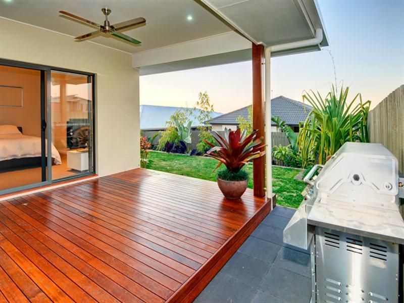15 Robur Crescent, Mountain Creek, QLD 4557