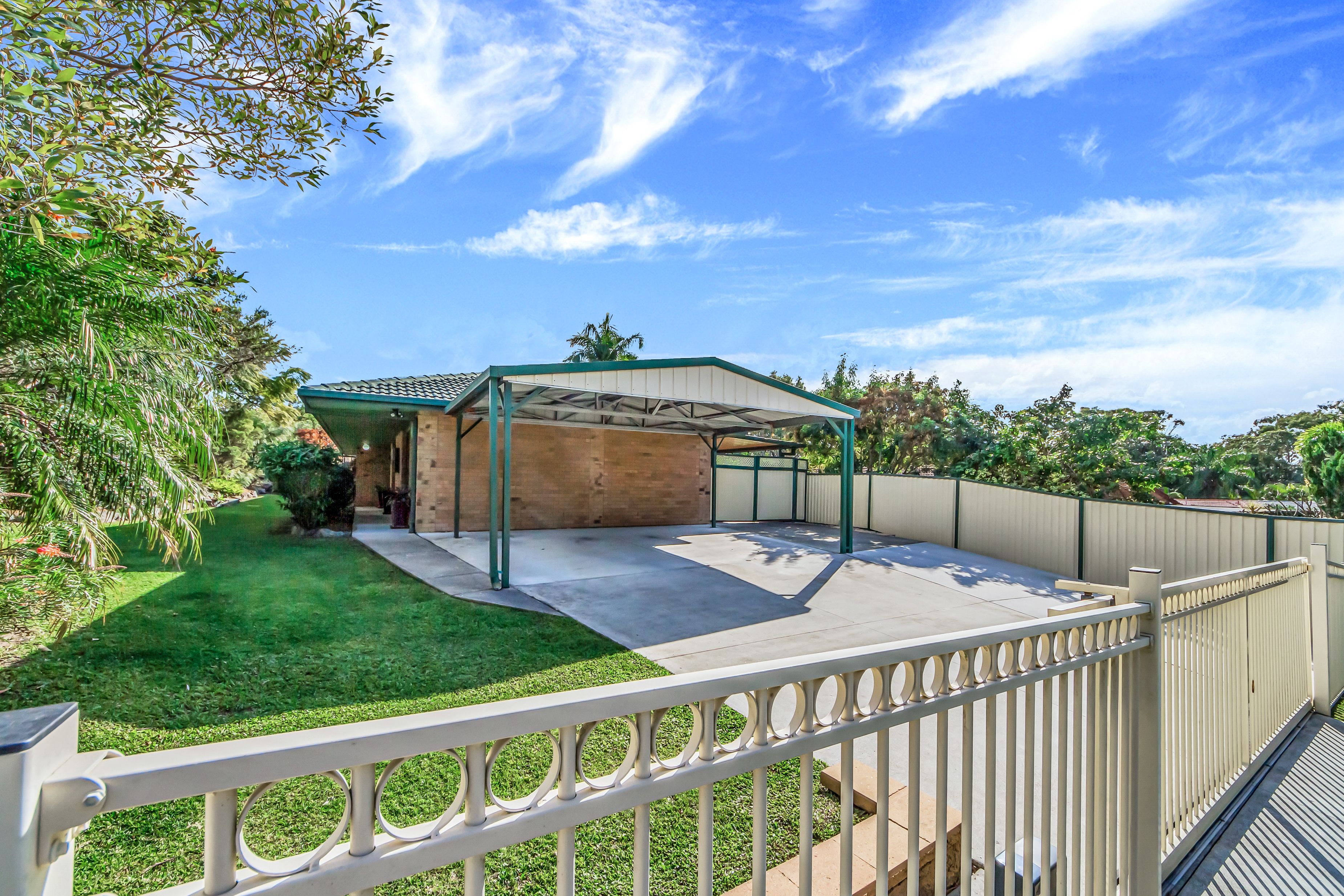 30 Richard Crescent, Highland Park, QLD 4211