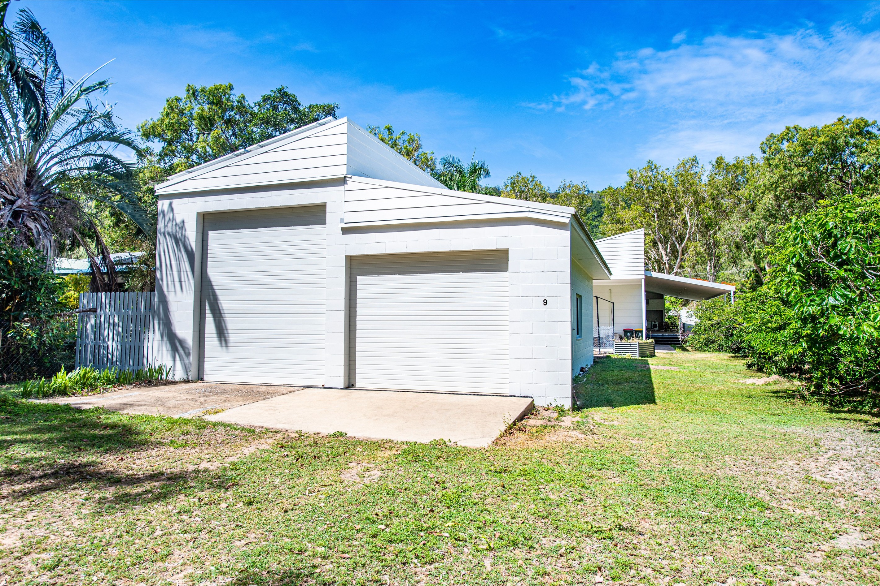 9 Lintern Place, Nelly Bay, QLD 4819