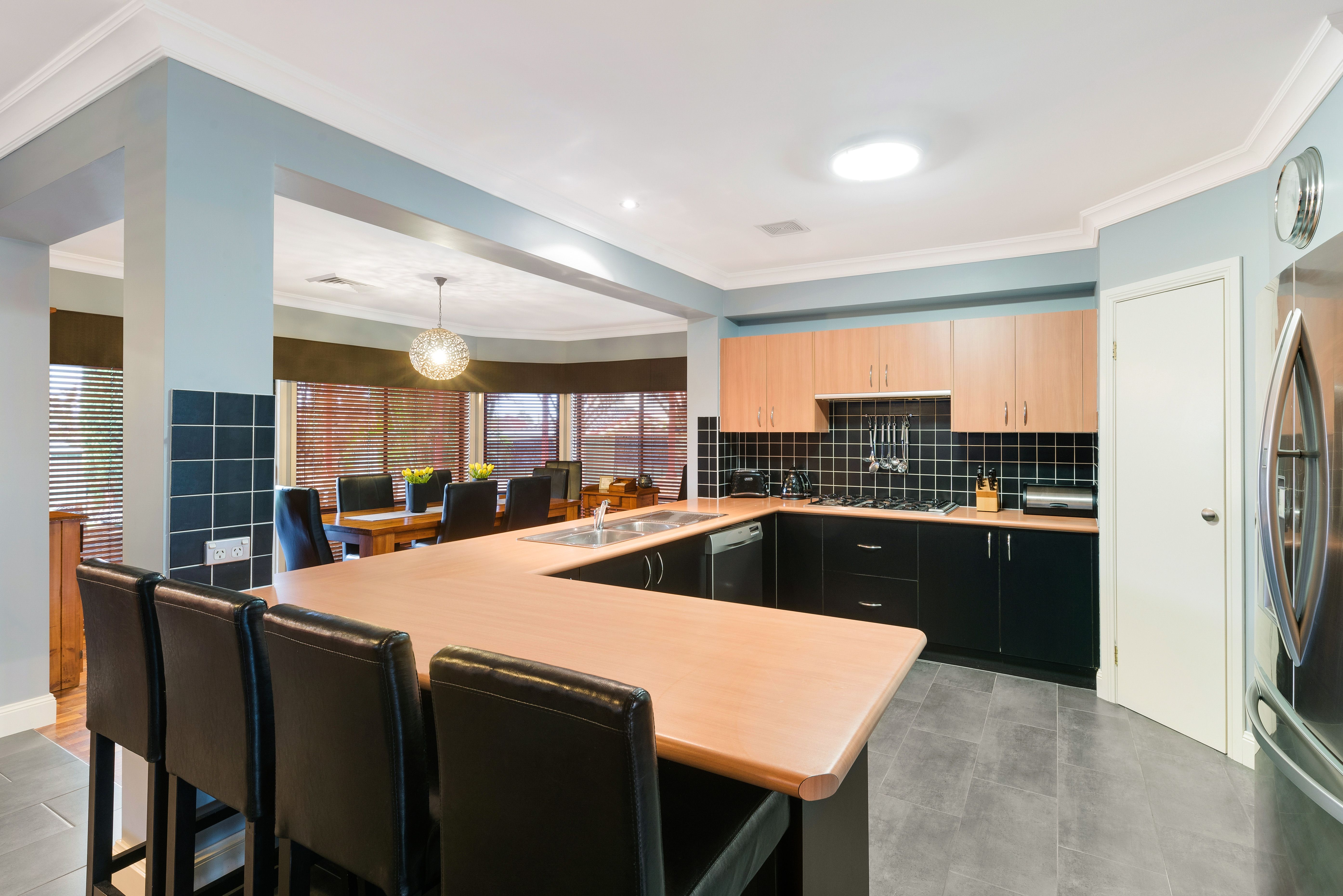 43 St Andrews Drive, Glenmore Park, NSW 2745