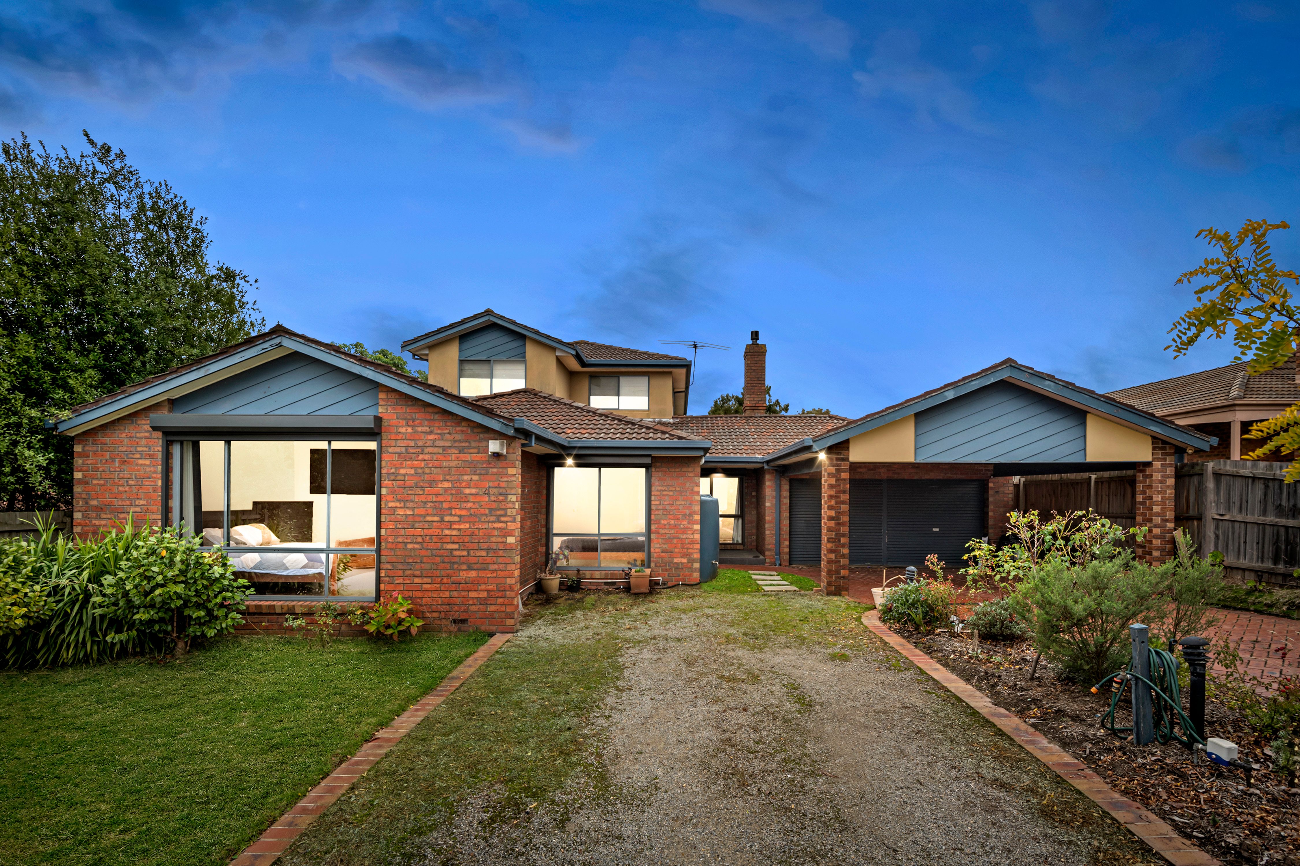 4 Devereaux Court, Frankston VIC 3199