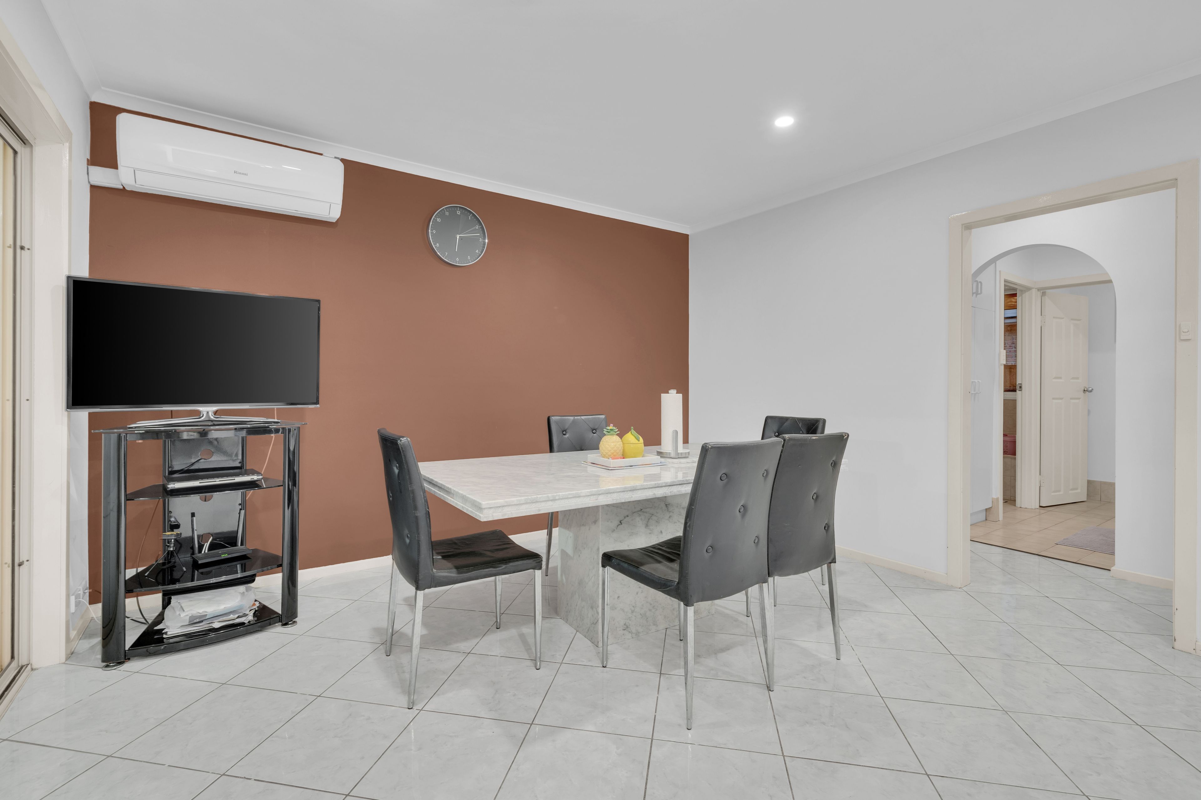 19 Henry Street — photo 8 of 26