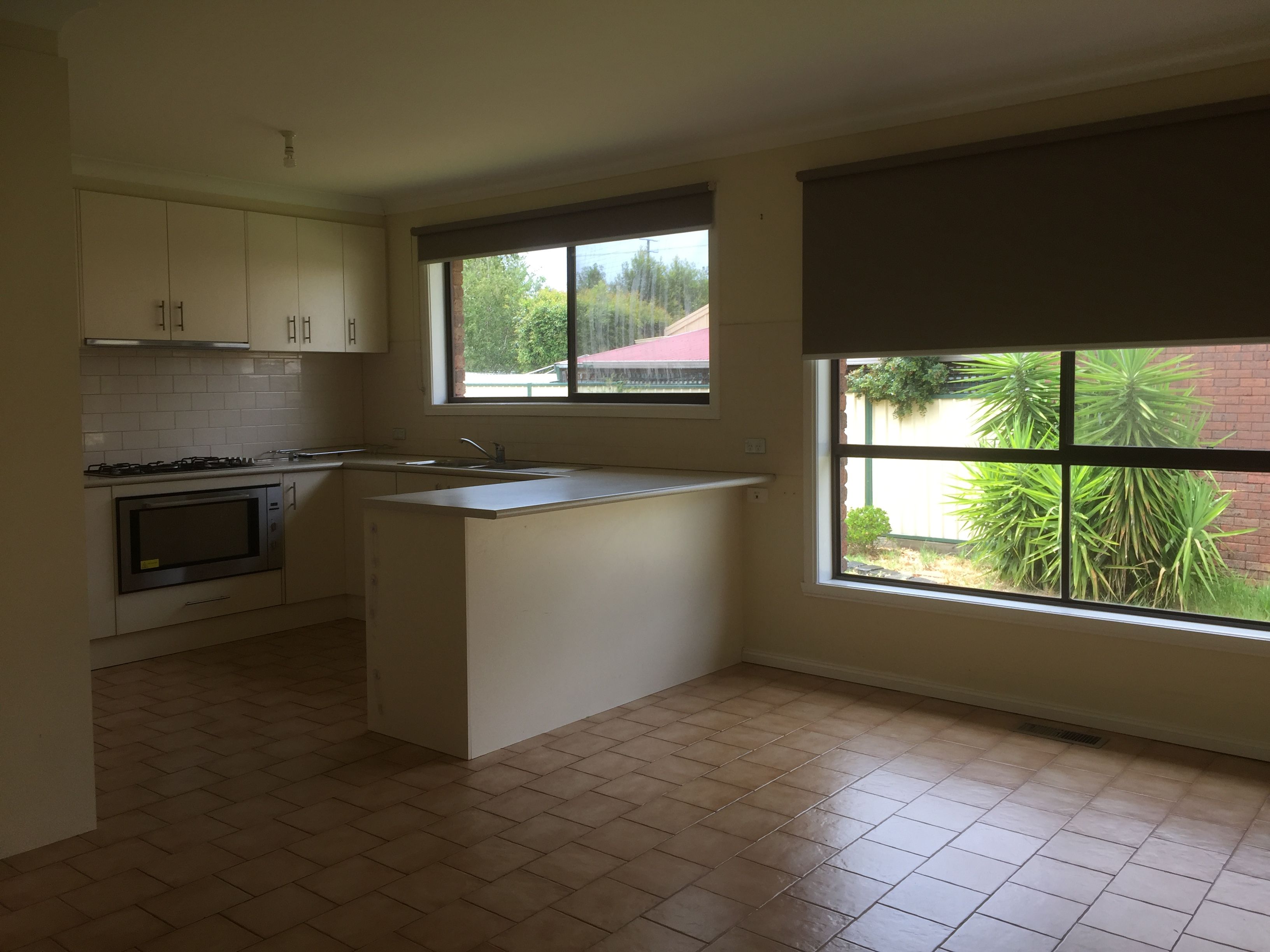 8 Mary Bryant Court, Mill Park, VIC 3082