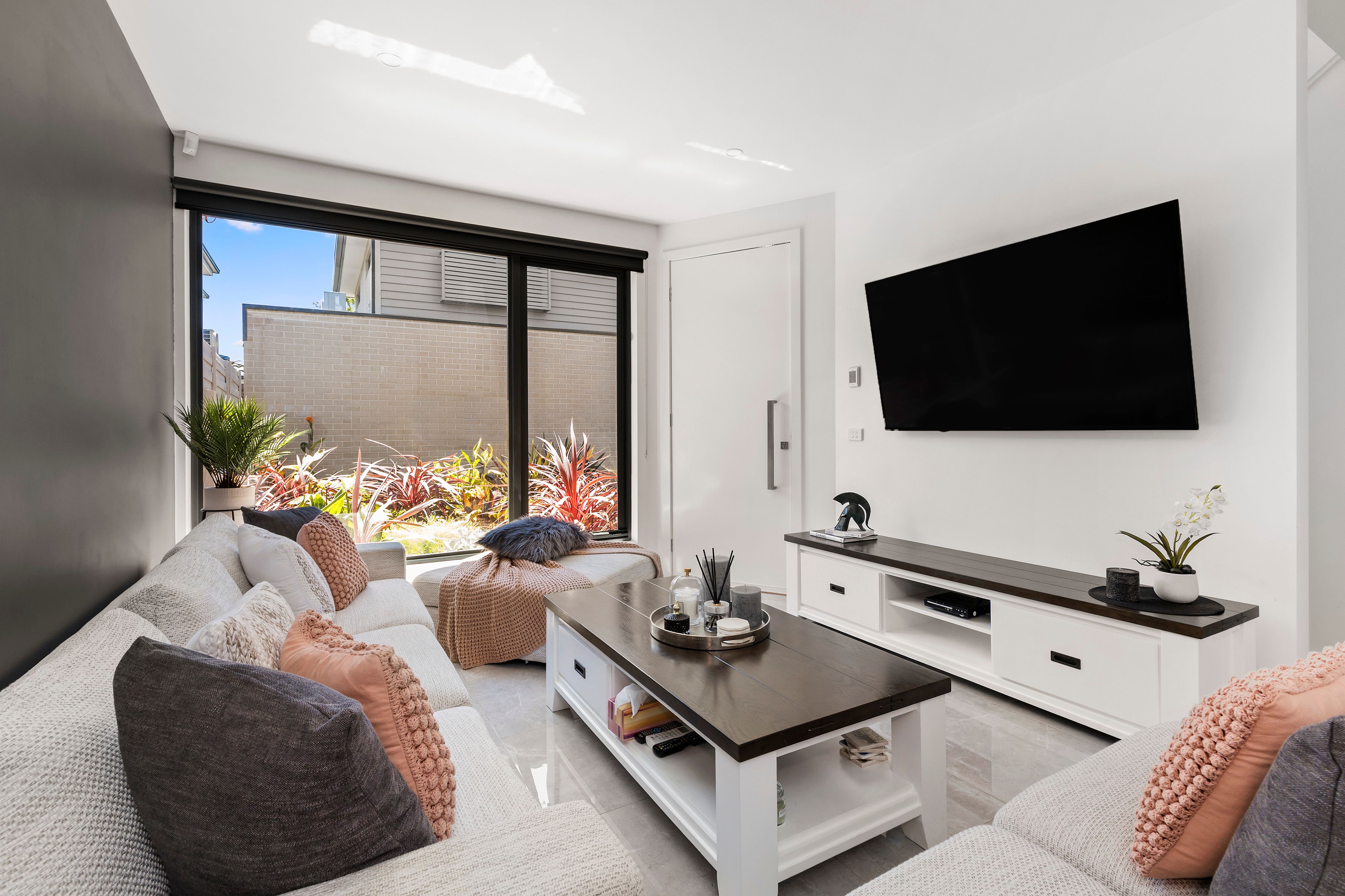 2/18 Nonna Street, Oakleigh East, VIC 3166
