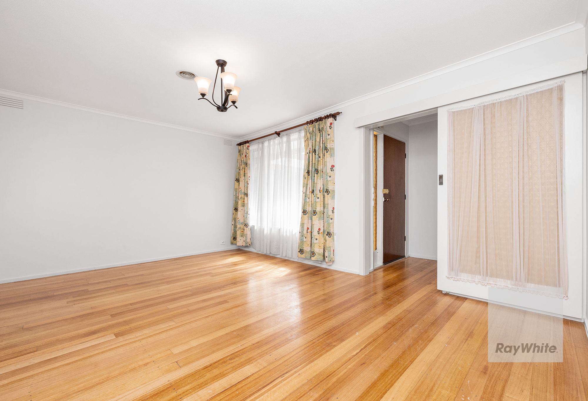 41 Belfort Street — photo 5 of 8
