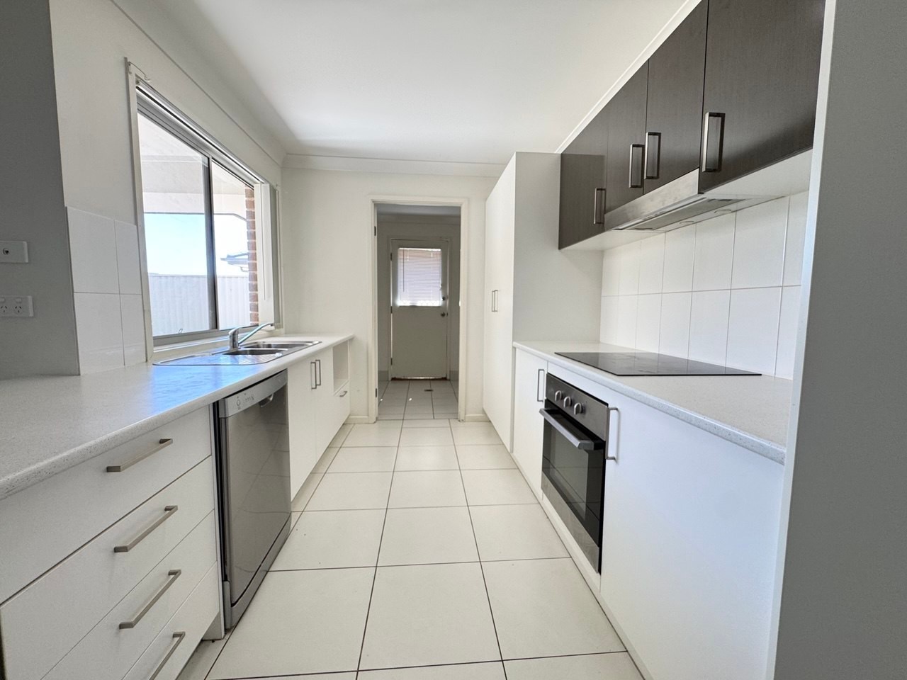 26 Blaxland Street, Parkes, NSW 2870