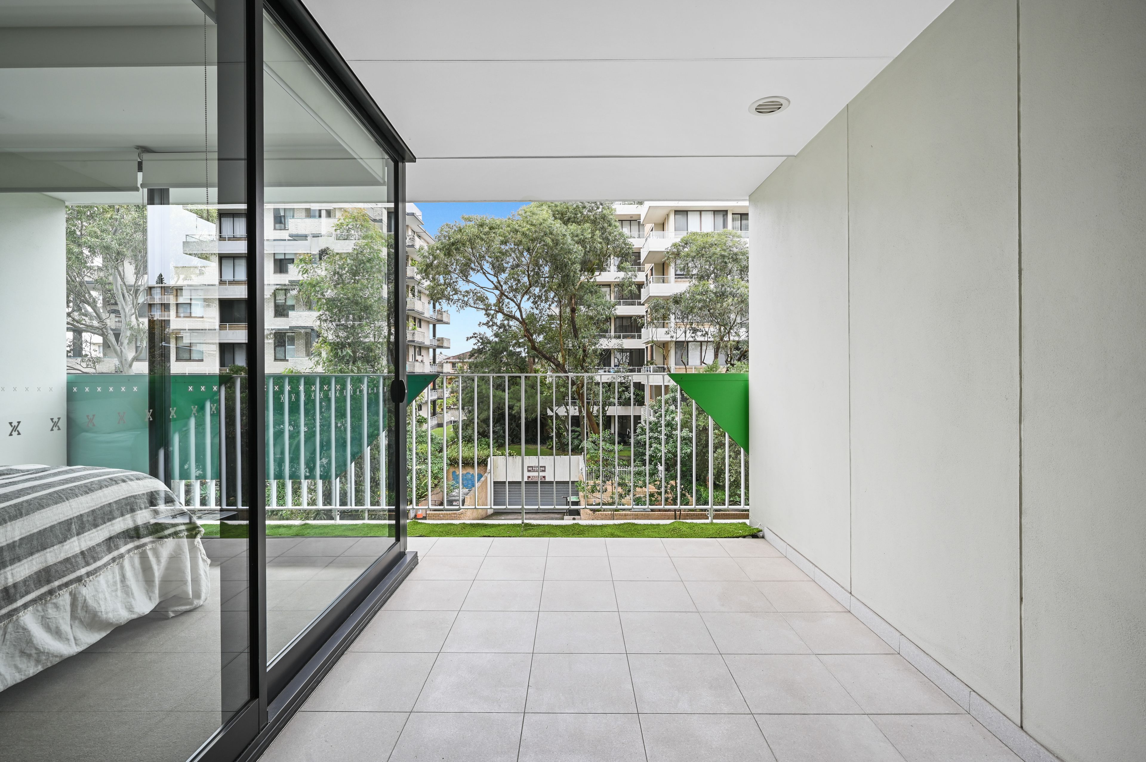 206/8 Princess Street — photo 4 of 7