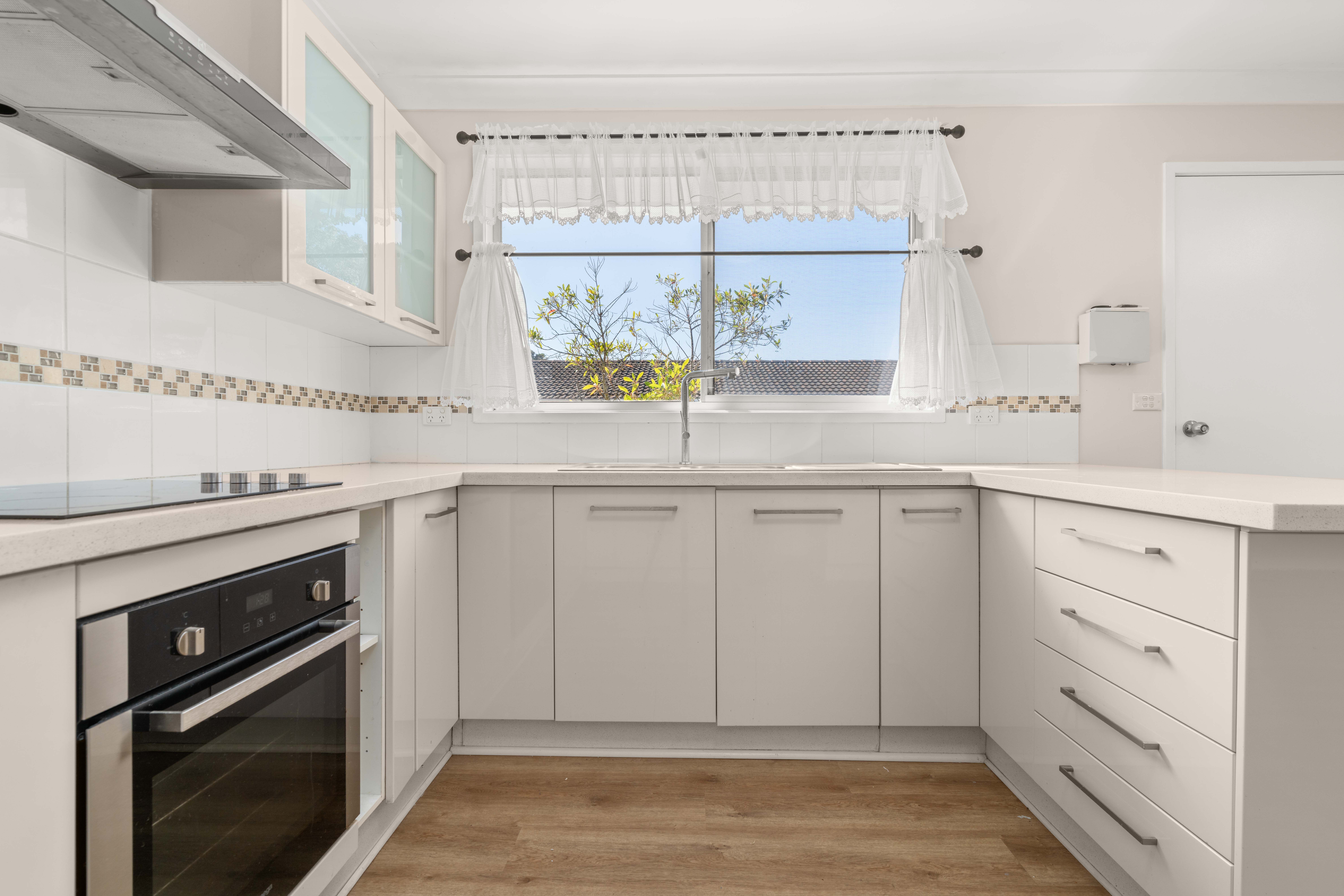 1/52 Bunberra Street — photo 3 of 18