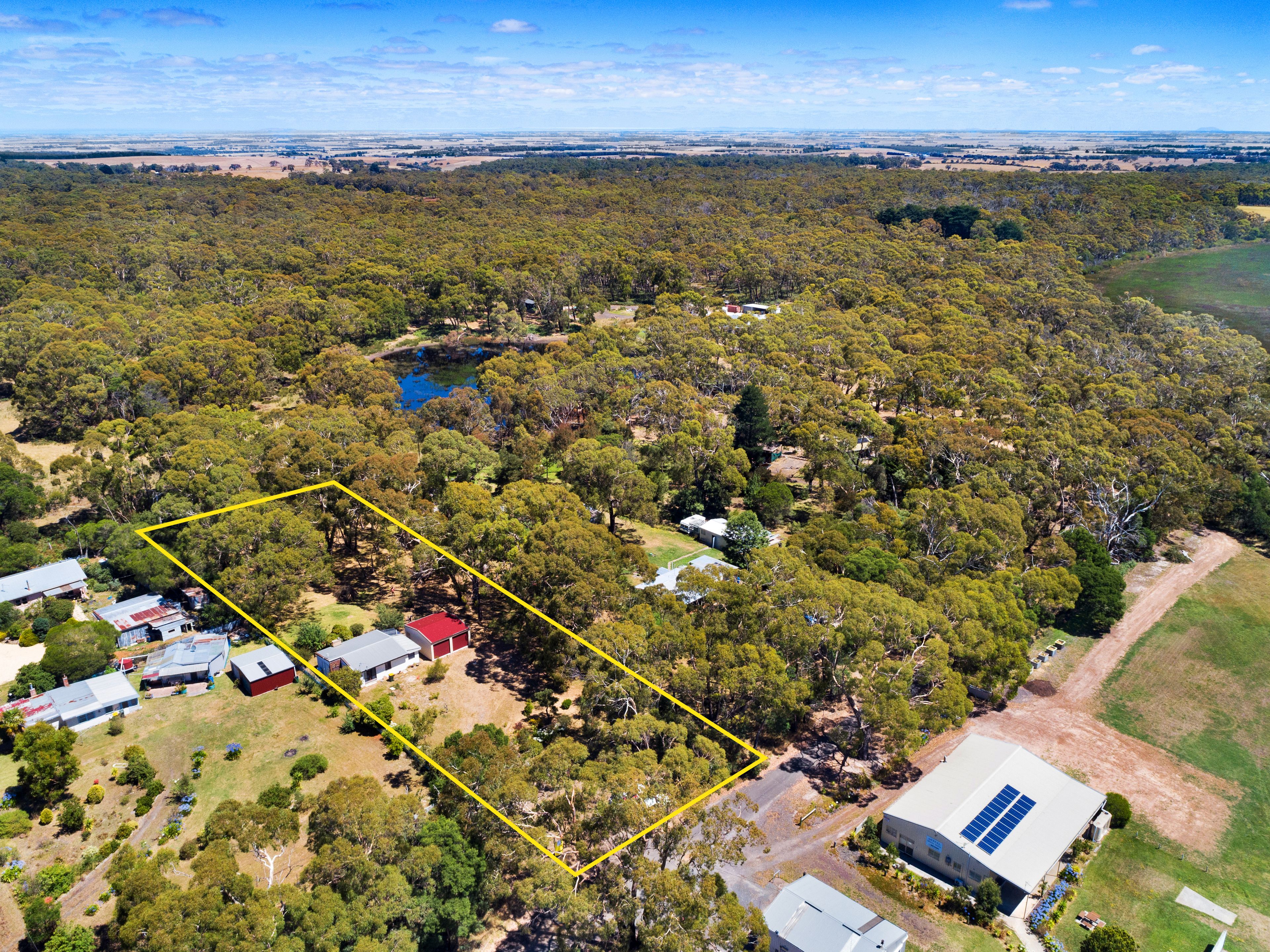 15 Swamp Road, Dereel, VIC 3352