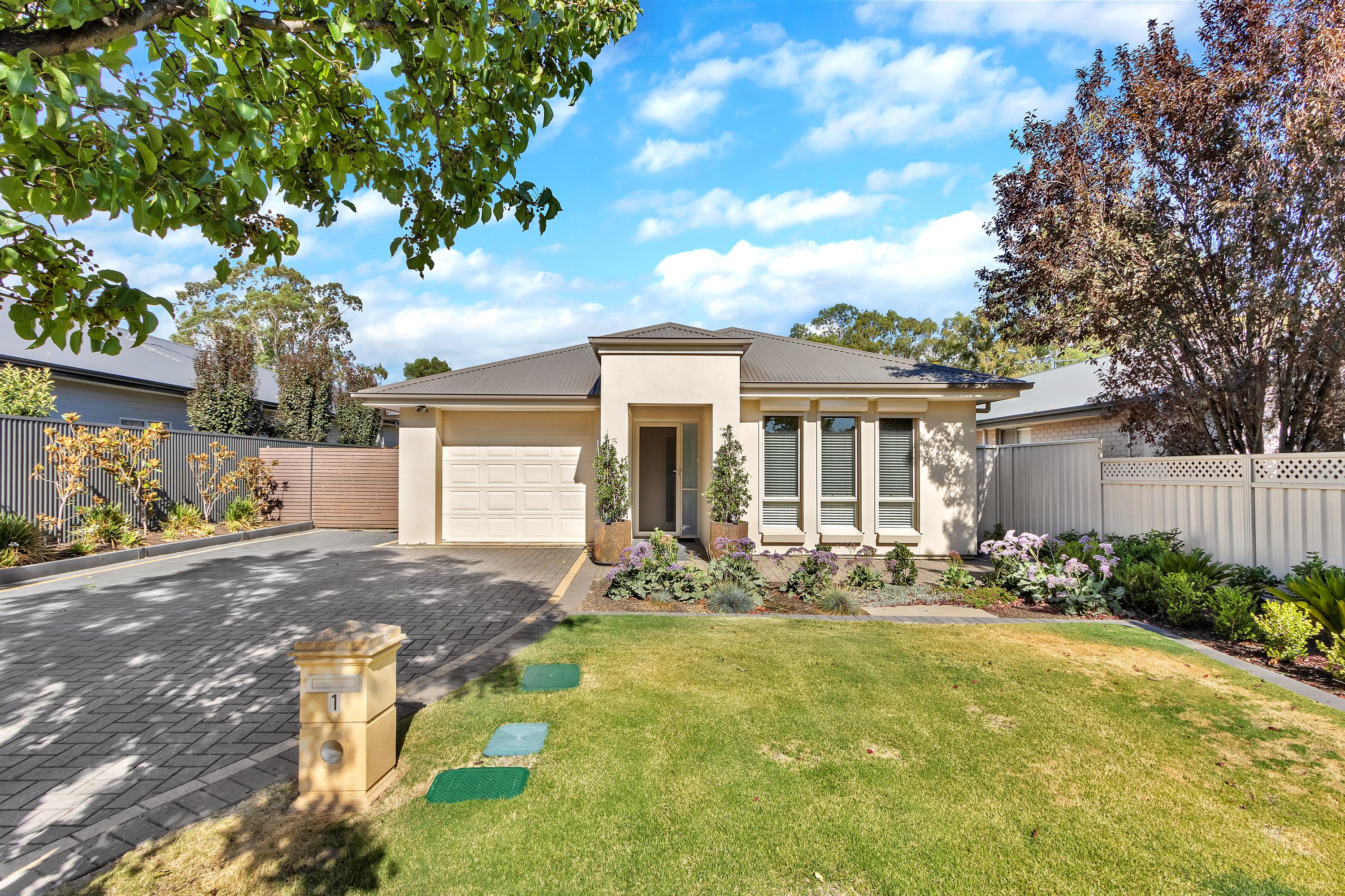 1 Kaesler Drive
